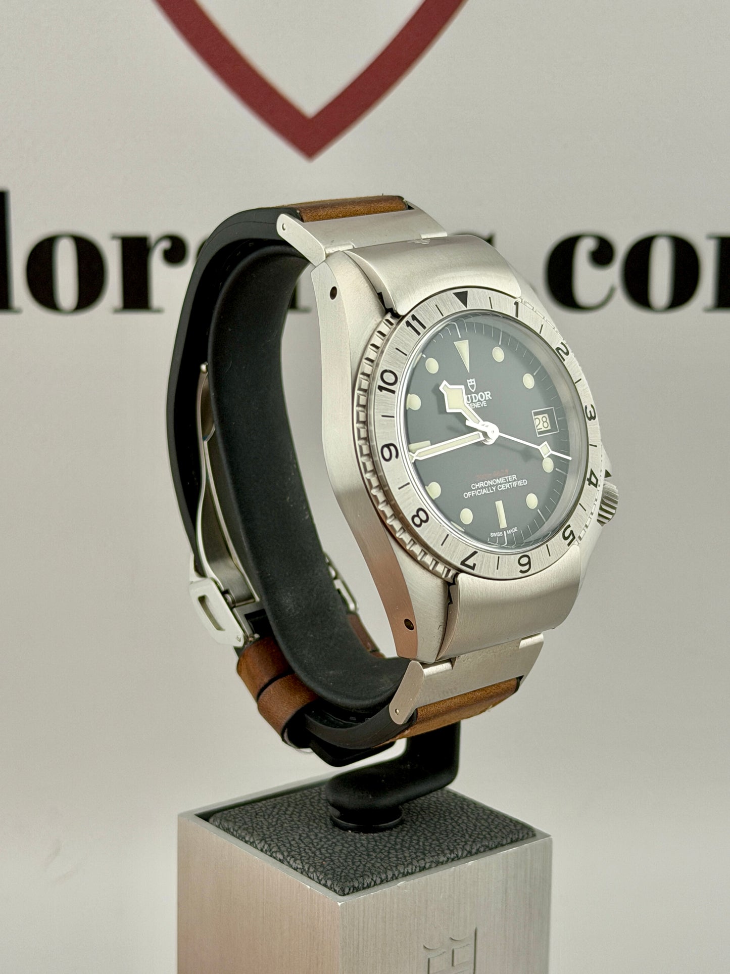 2022 TUDOR P01 42mm 70150 Full Set + Warranty
