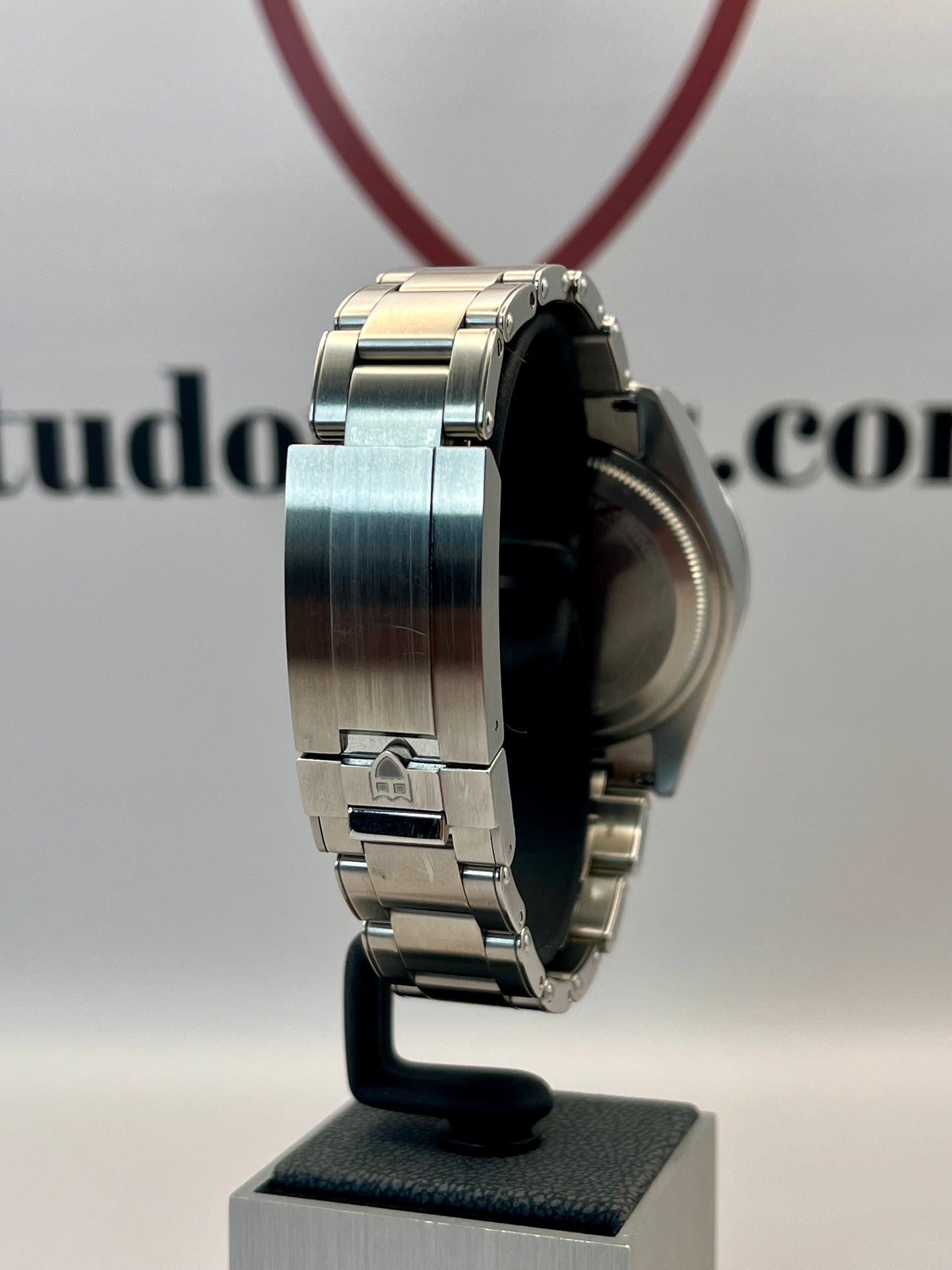 2025 TUDOR Black Bay Pro Opaline - 79470 - 39mm - Full Set - Warrnty to Apr 2030