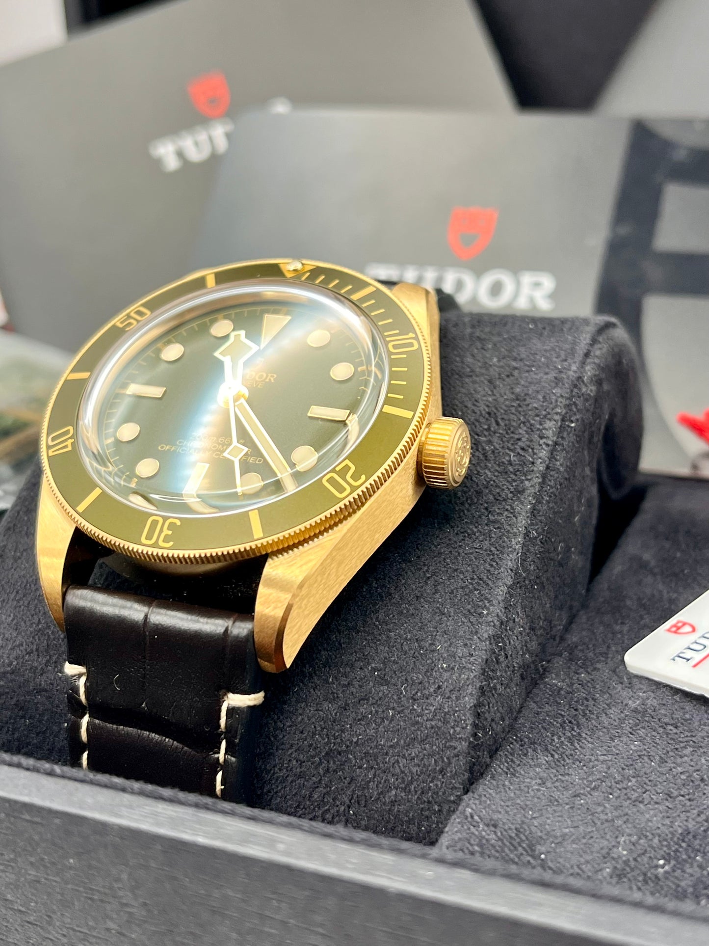 2025 **NEW** TUDOR Black Bay 58 18K - 79018V - 39 mm - Full Set