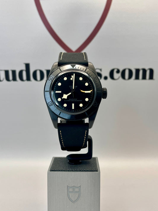 2022 TUDOR Black Bay Ceramic 79210CNU - 41mm - Full Set - Wrnty to Jul 2027