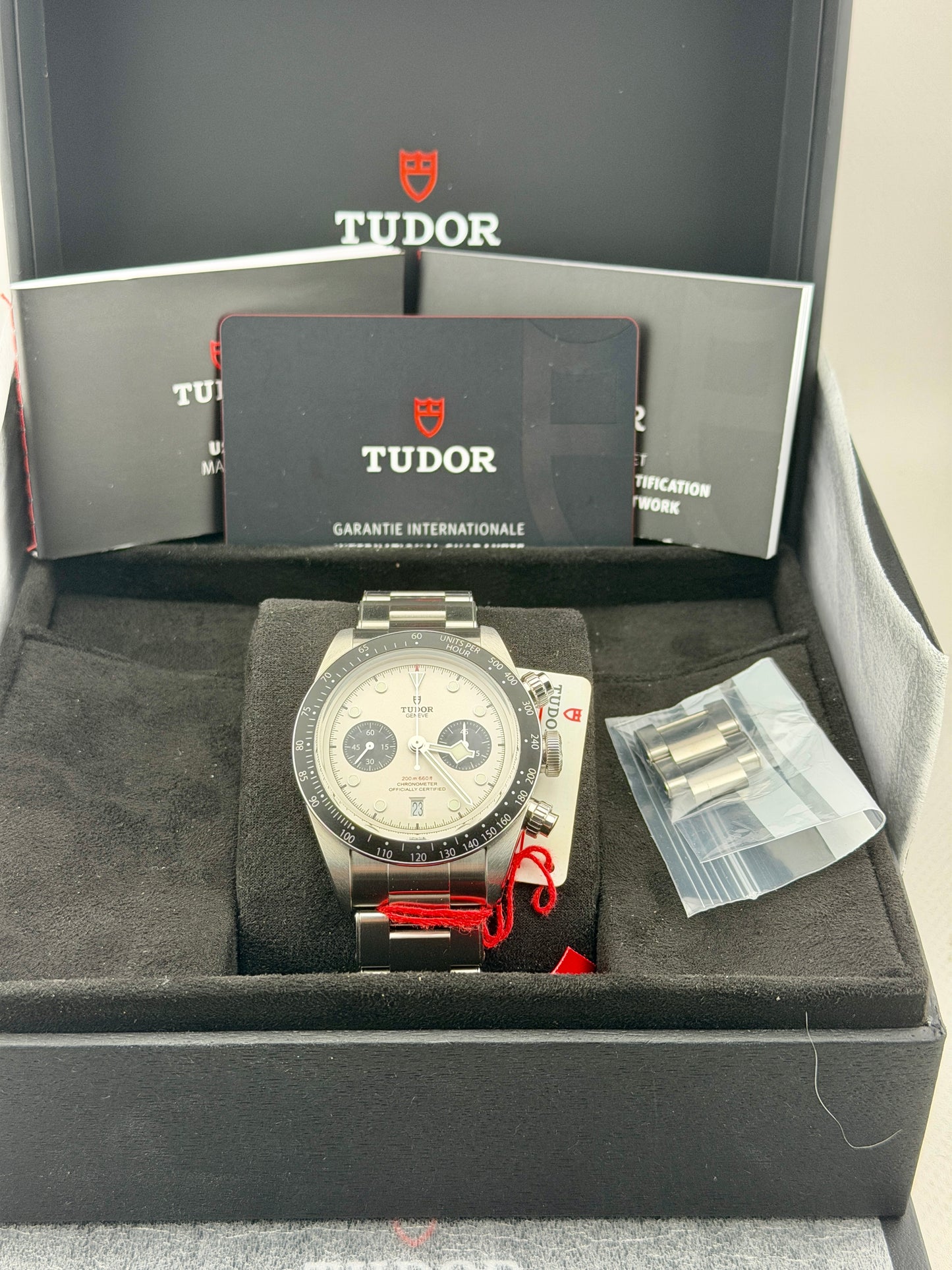 Dec 2025 TUDOR Black Bay Chrono Panda 41mm Full Set