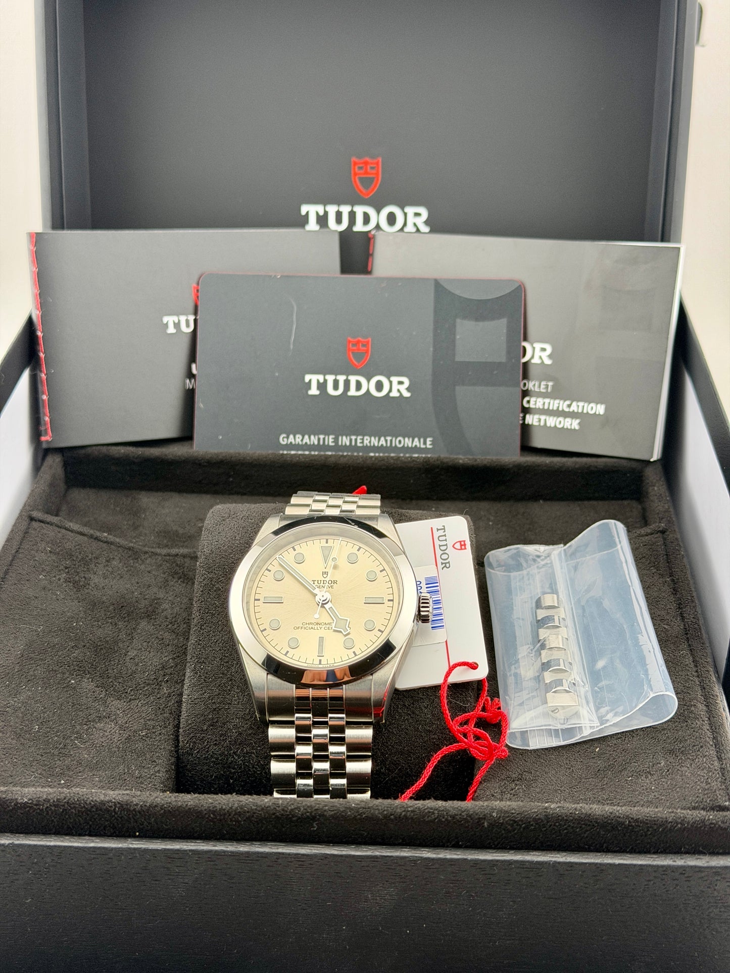 2026 TUDOR Black Bay One Champagne 39mm M79660 Full Set