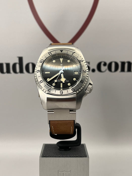**BRAND NEW** 2025 TUDOR Black Bay P01 - 42mm - 70150