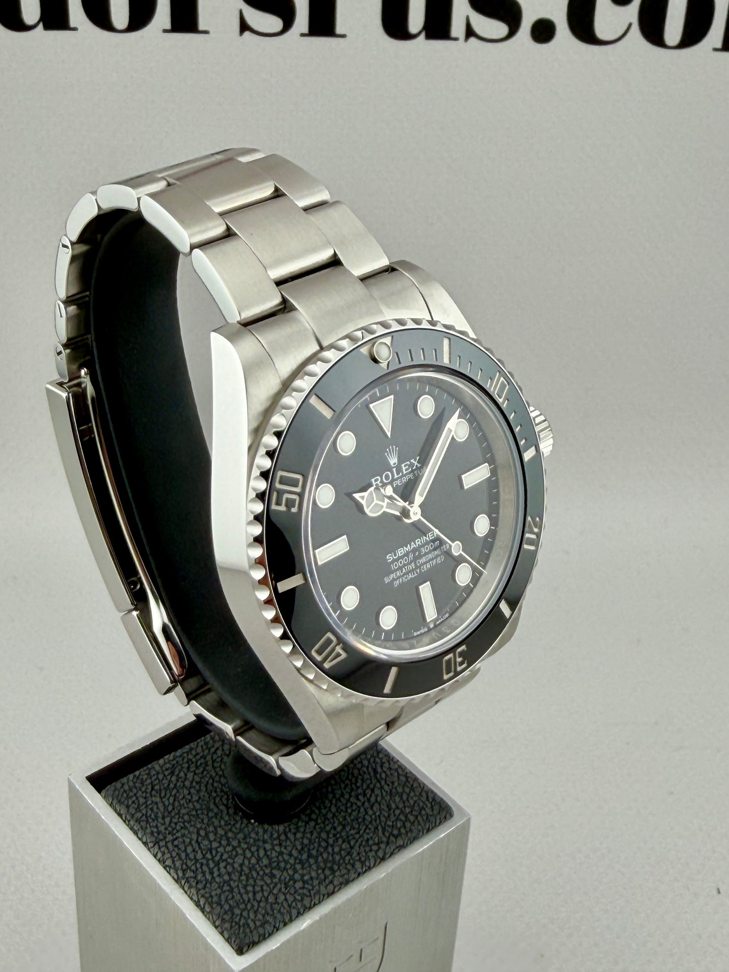 2022 ROLEX Submariner No Date 124060 40mm Full Set