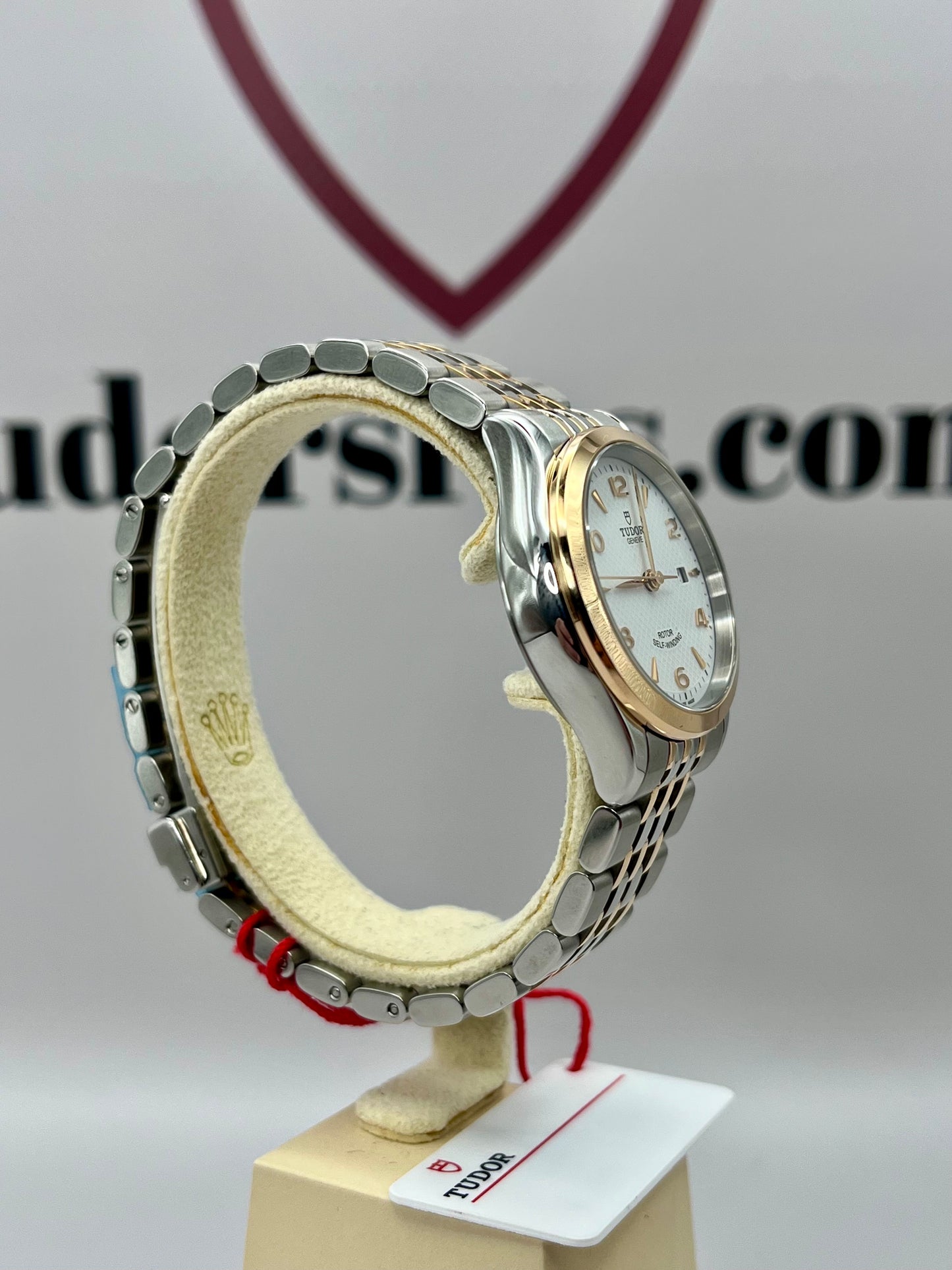 2025 *UNWORN* TUDOR 1926 - 91351 - 28mm - Steel & Rose Gold