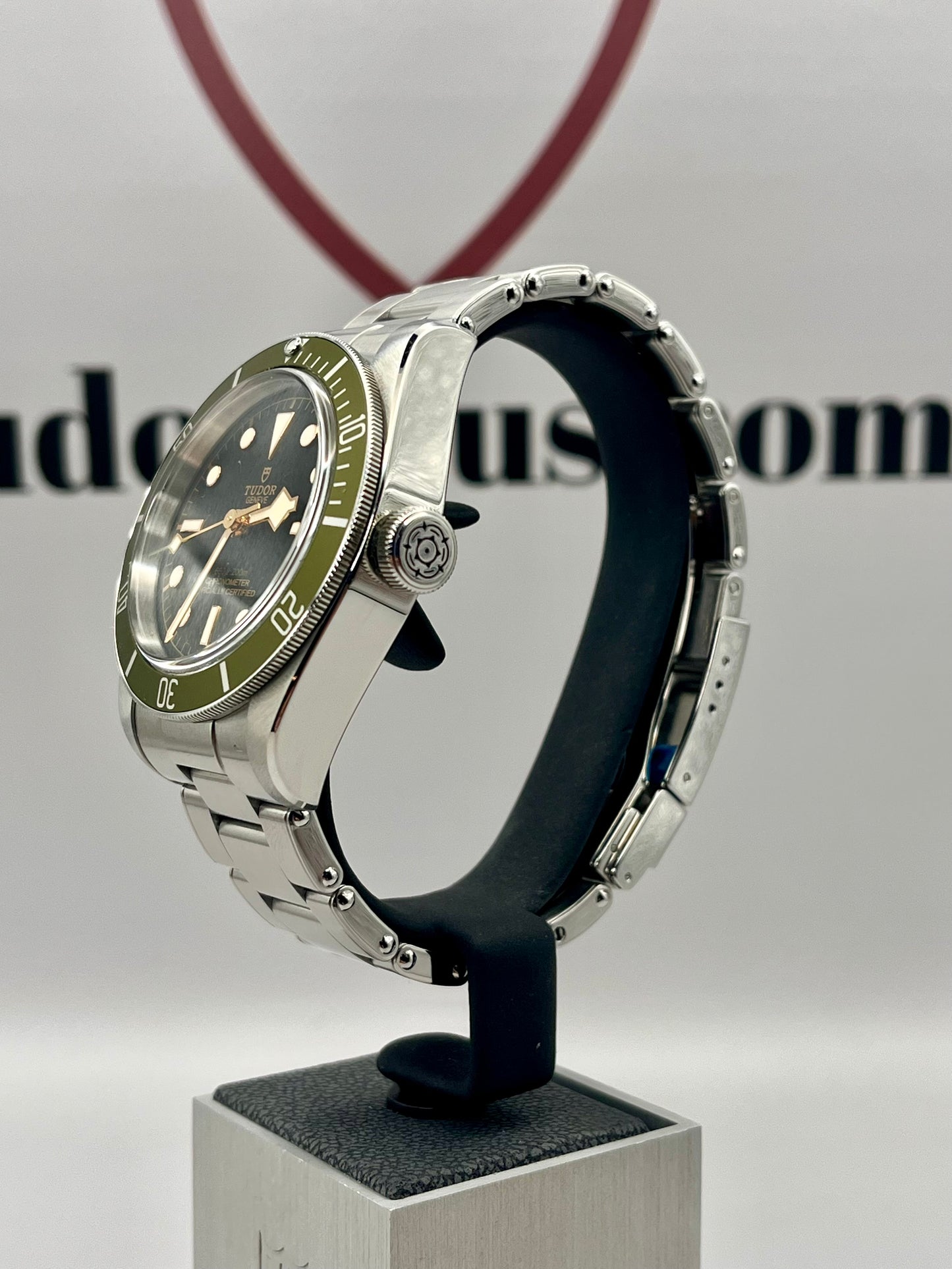 2022 TUDOR Black Bay 79230G 'Harrods' Edition - 41mm - Full Set
