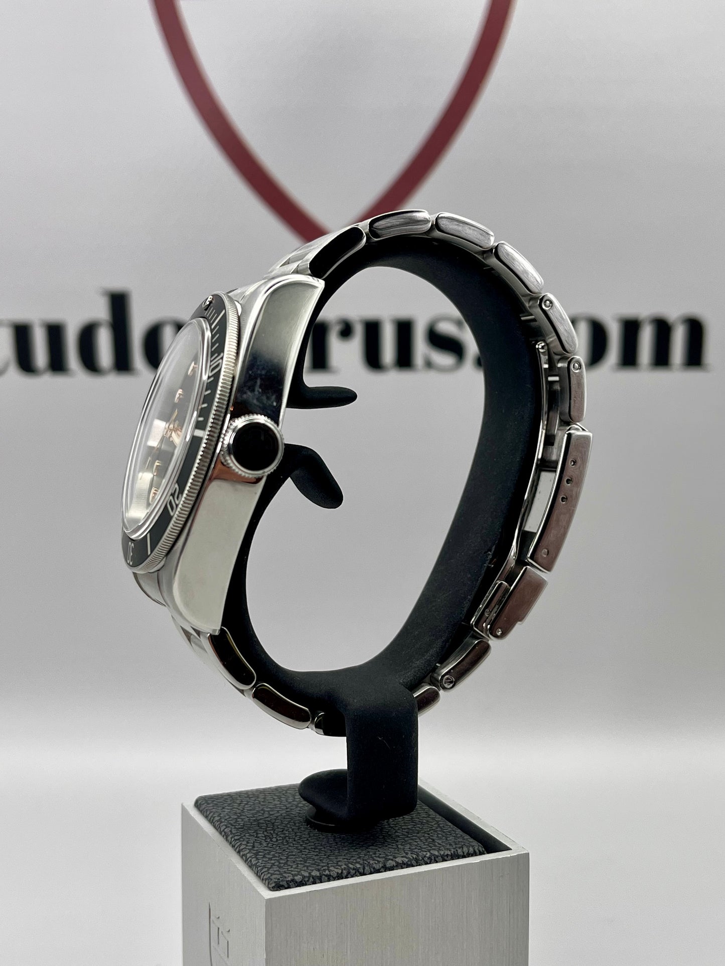 2016 TUDOR Black Bay 'Smiley' - 79220N - 41mm - Full Set - Rare!