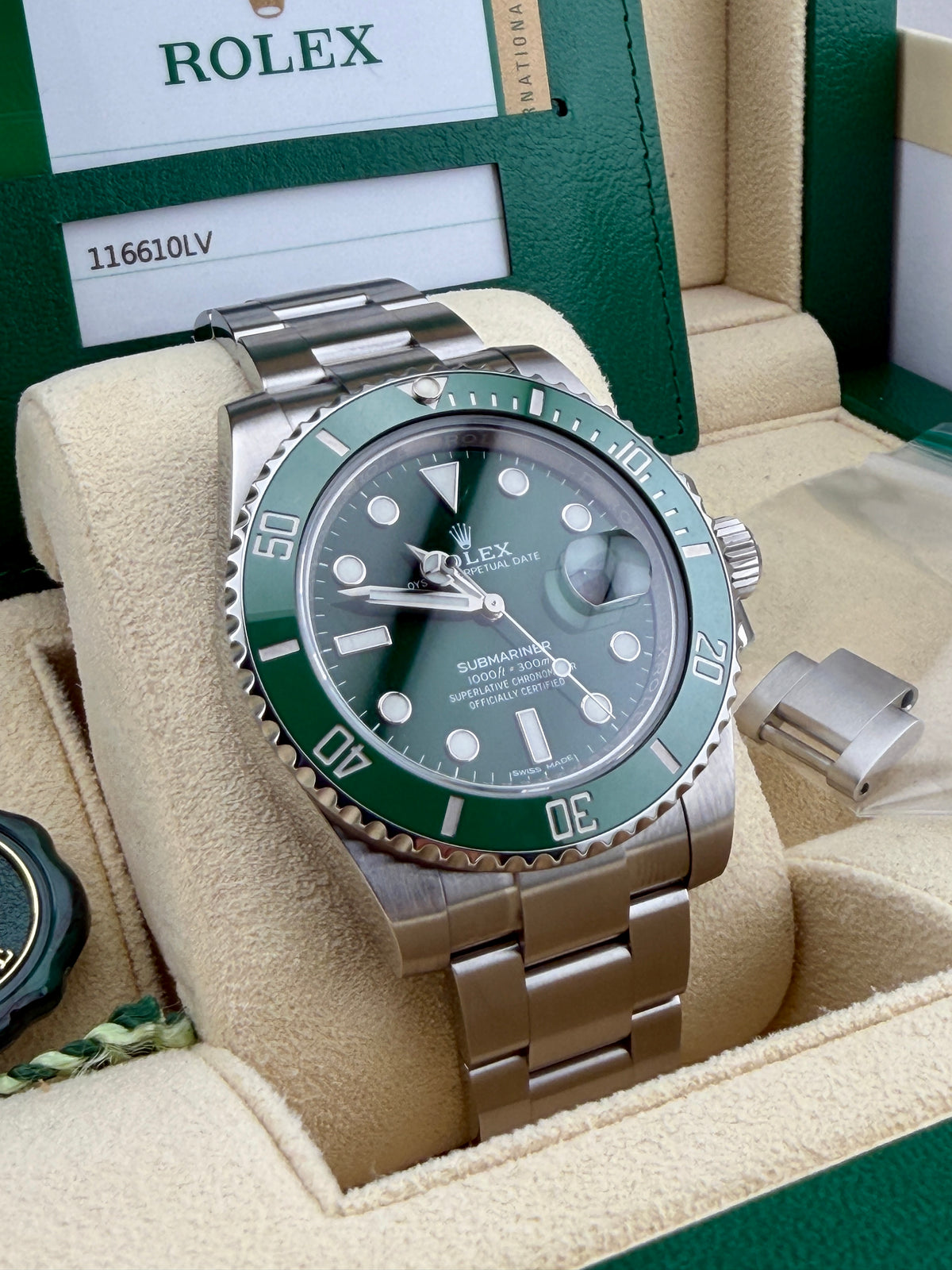 2020 ROLEX Submariner Hulk 116610LV 40mm Immaculate