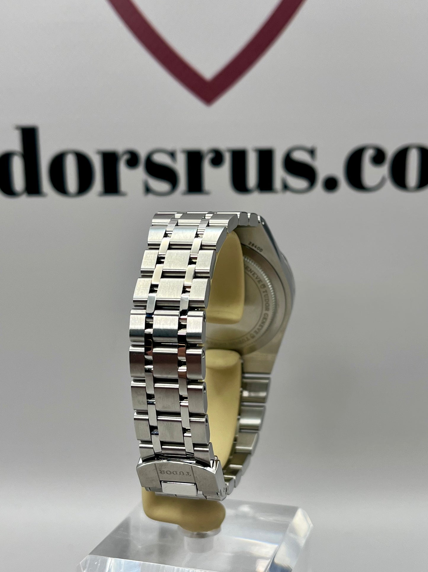 2025 TUDOR Royal 34mm 28400 Full Set Unworn Condition