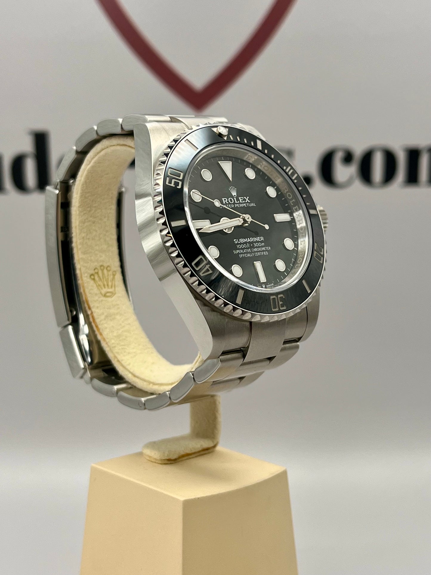 2025 **BRAND NEW** ROLEX Submariner - 124060 - 40 mm - Full Set