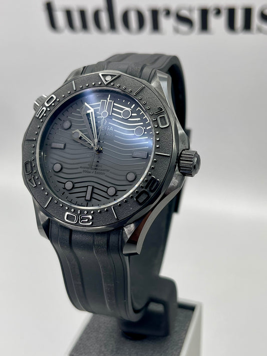 2024 Omega Seamaster Diver 300 - 43.5mm - 210.92.44.20.01.003 - Full Set