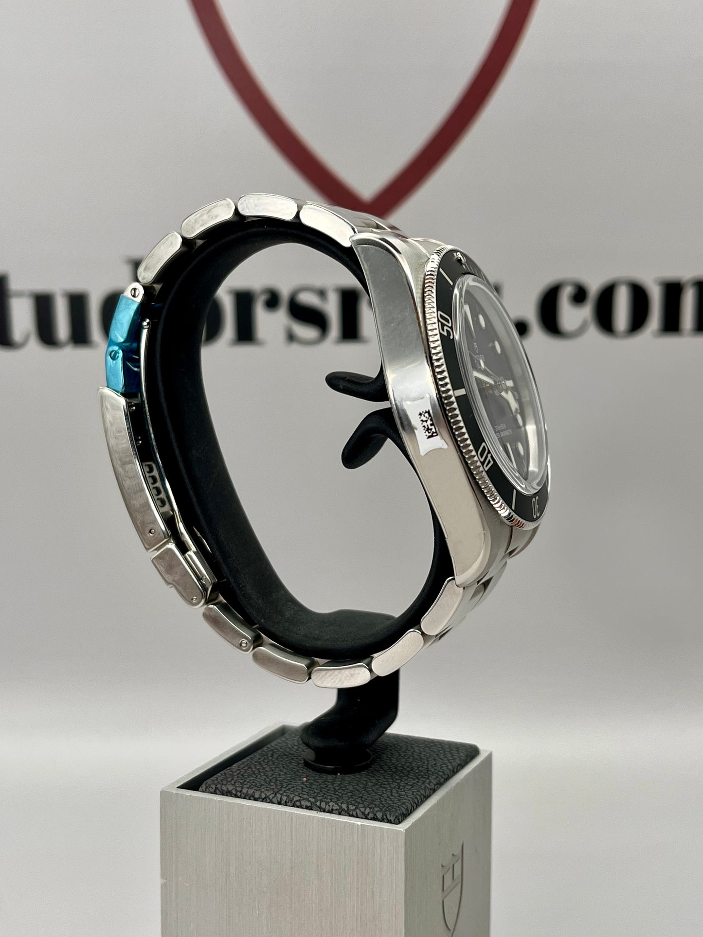 2025 **UNWORN** TUDOR Black Bay 68 - 43mm - M7943A1A0NU