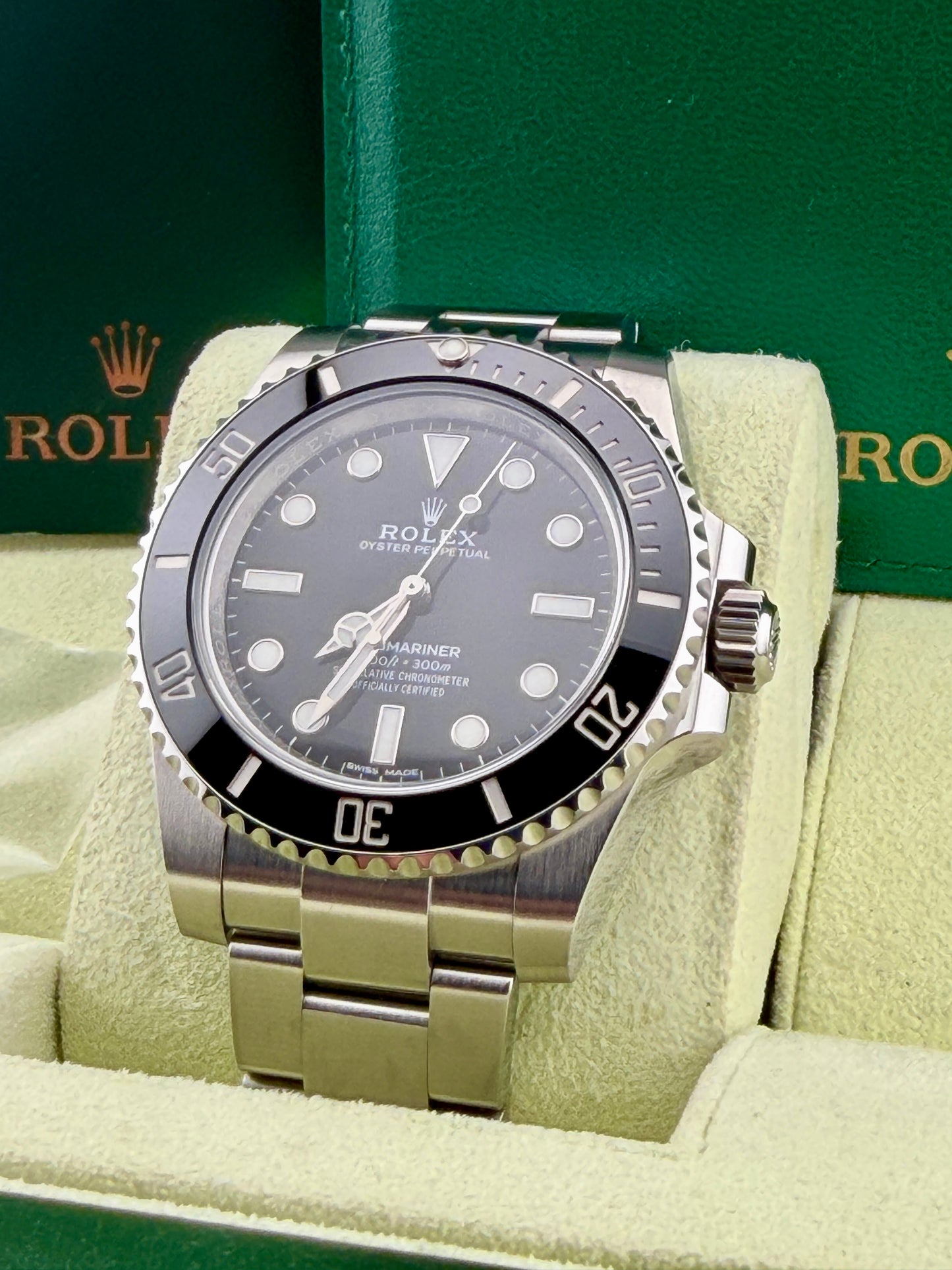 ROLEX Submariner No Date 114060 40mm