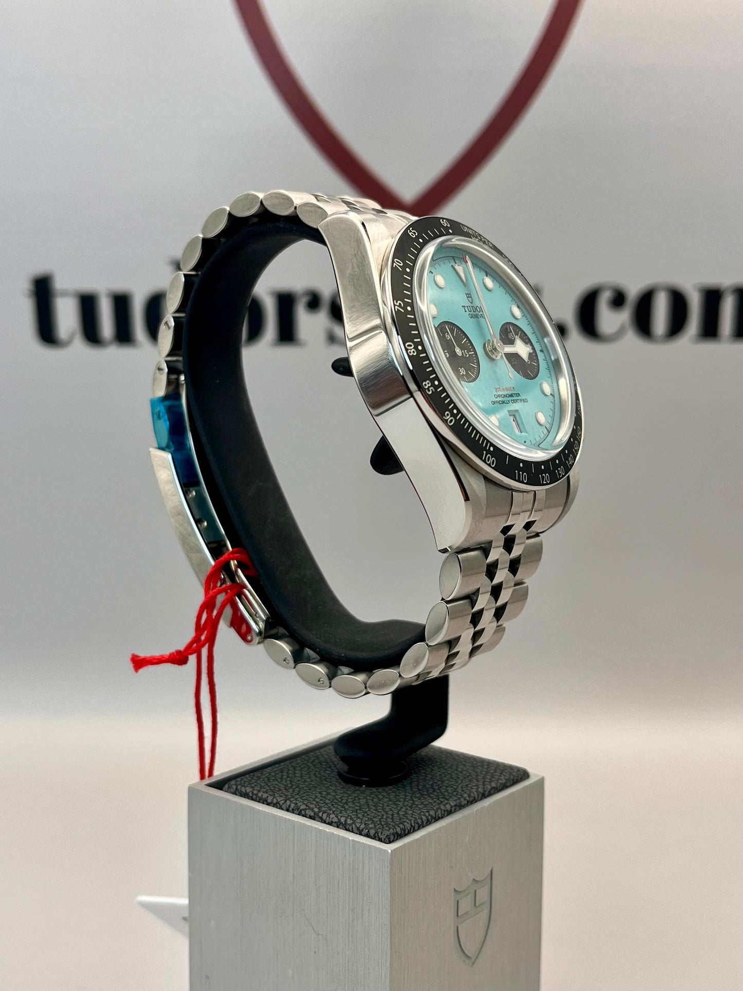 2025 *UNWORN* TUDOR Black Bay Chrono Flamingo - 79360N - 41mm - Full Set