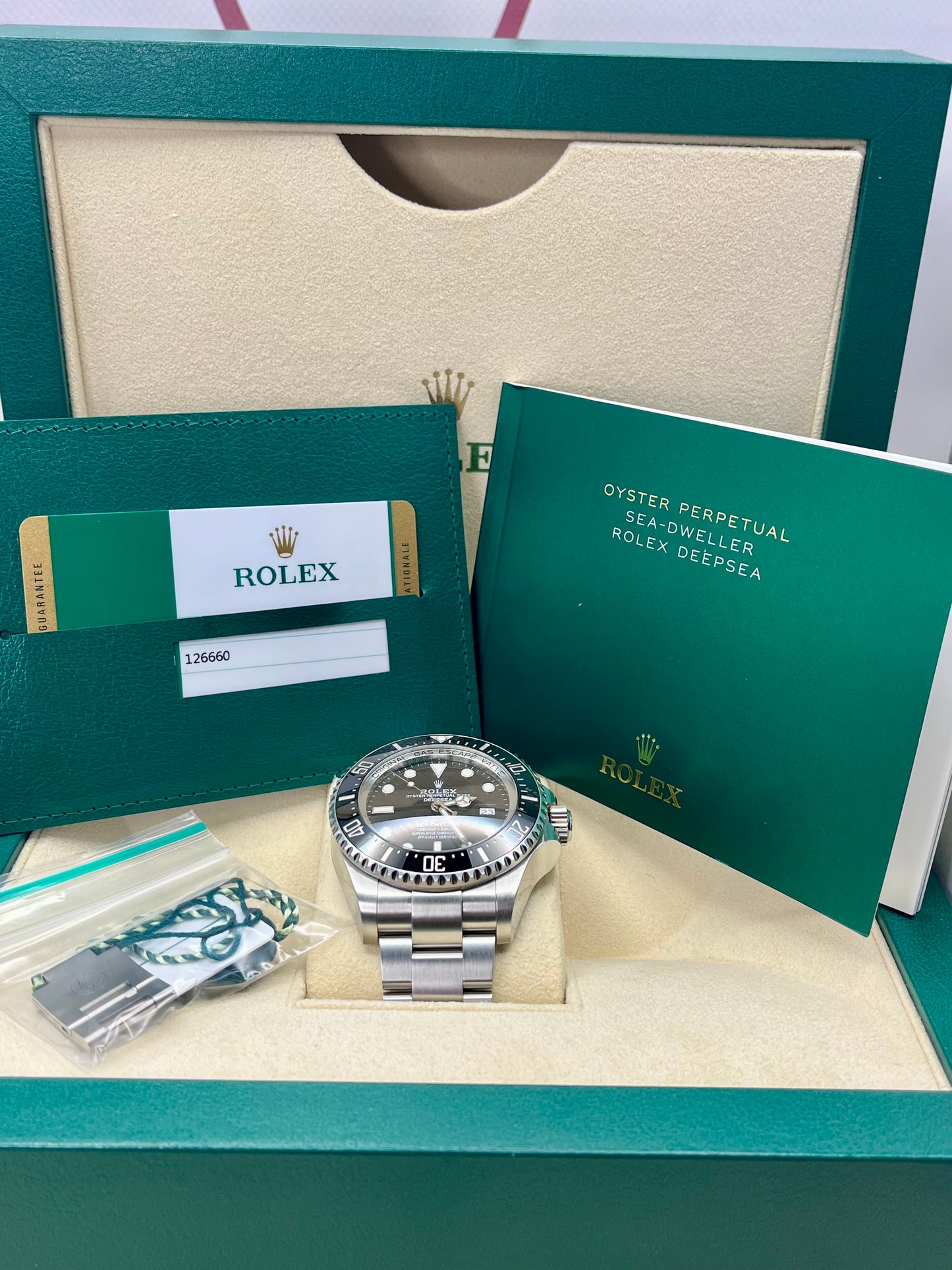 2019 ROLEX Sea-Dweller DeepSea - 126660 - 44mm - Full Set
