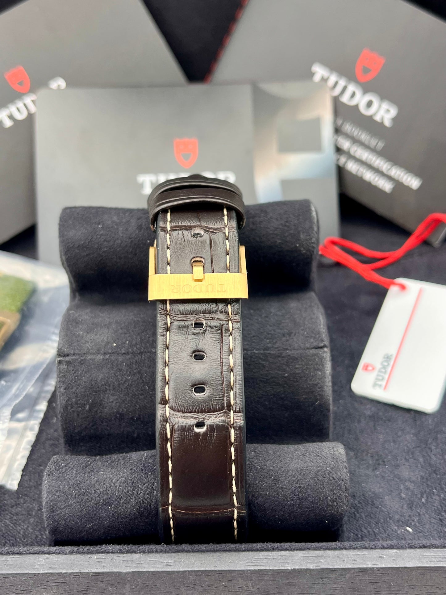 2025 **NEW** TUDOR Black Bay 58 18K - 79018V - 39 mm - Full Set