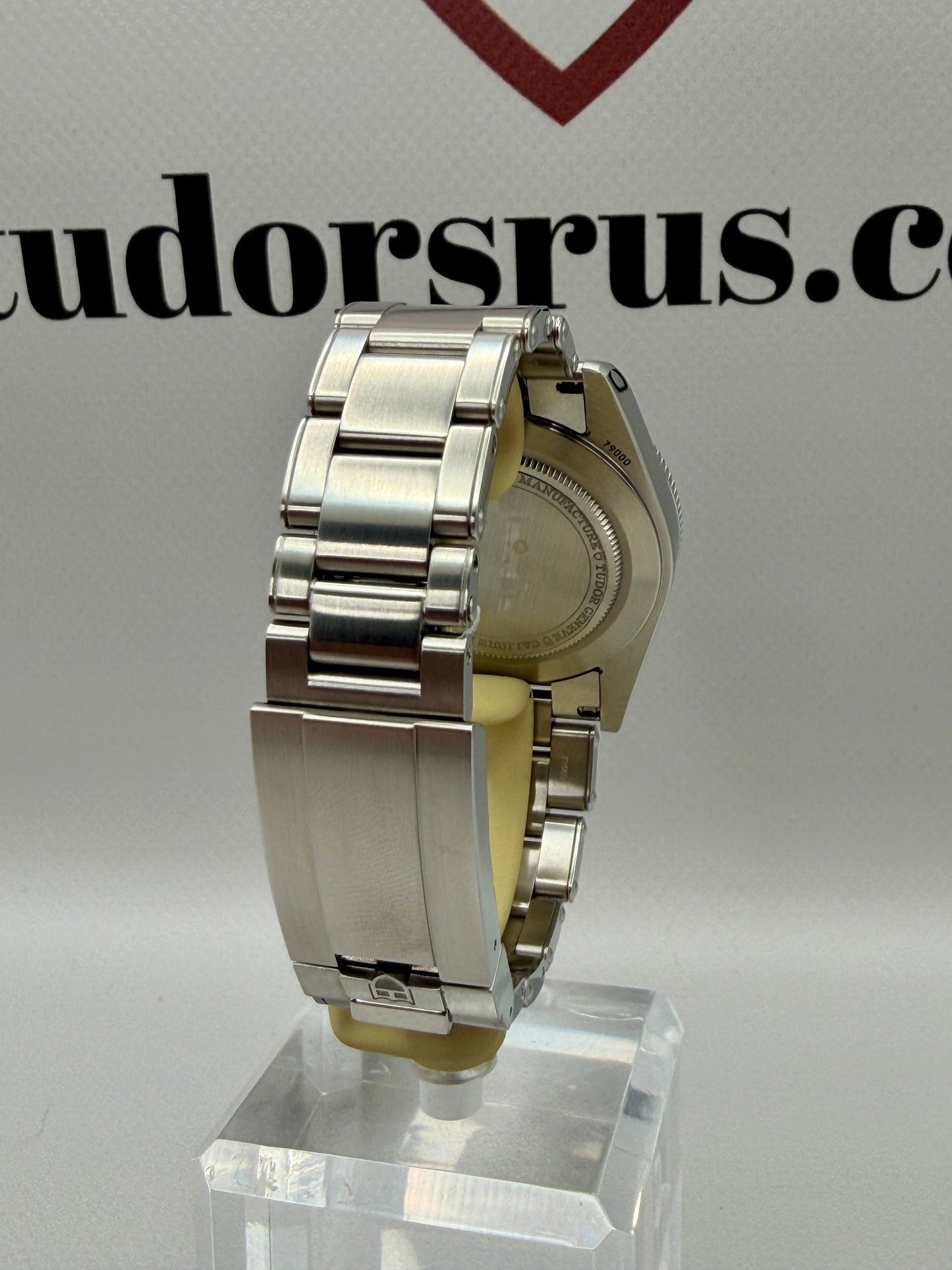 2025 TUDOR Black Bay 54 M79000 37mm Full Set Immaculate Full Set