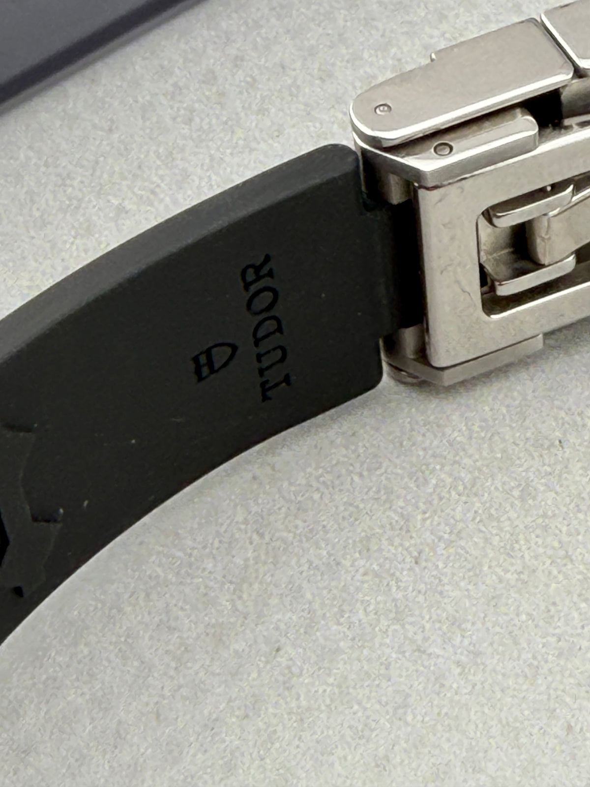 OEM Tudor 20mm Black Rubber Strap & OEM T Fit Clasp + End links