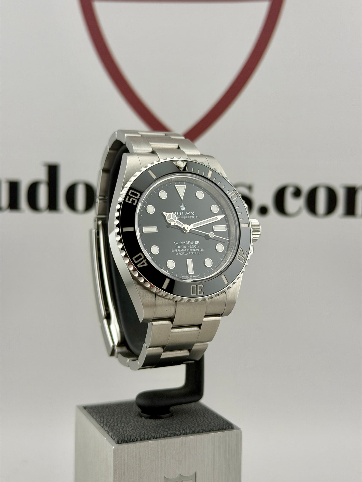2022 ROLEX Submariner No Date 124060 41mm Full Set