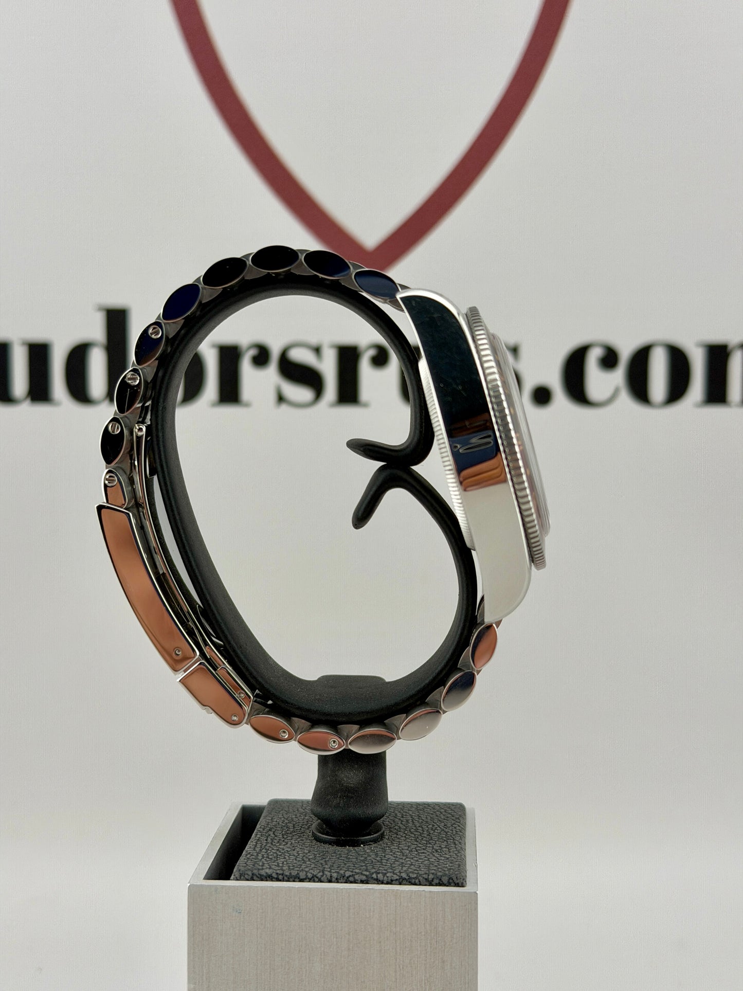 04/2026 TUDOR Black Bay 58 GMT 7939G1A0NRU Jubilee Strap 39mm Full Set