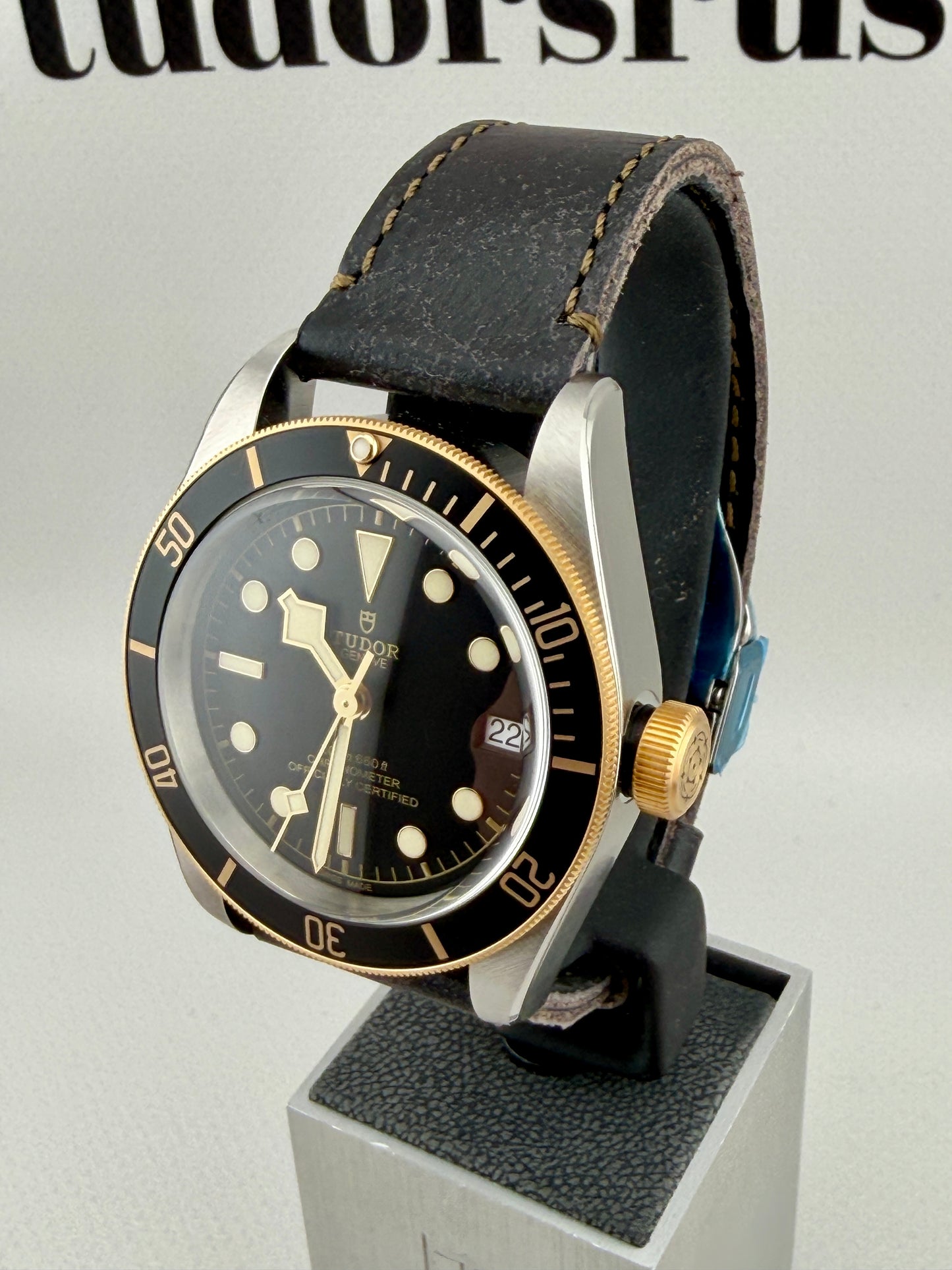 *UNWORN* 2025 TUDOR Black Bay Steel & Gold 41mm 79733N Full Set