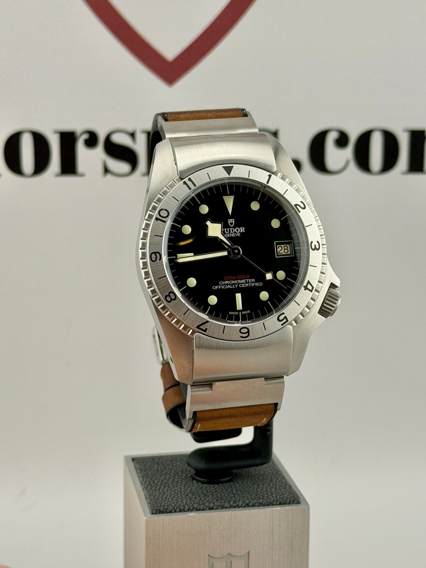 2022 TUDOR P01 42mm 70150 Full Set + Warranty