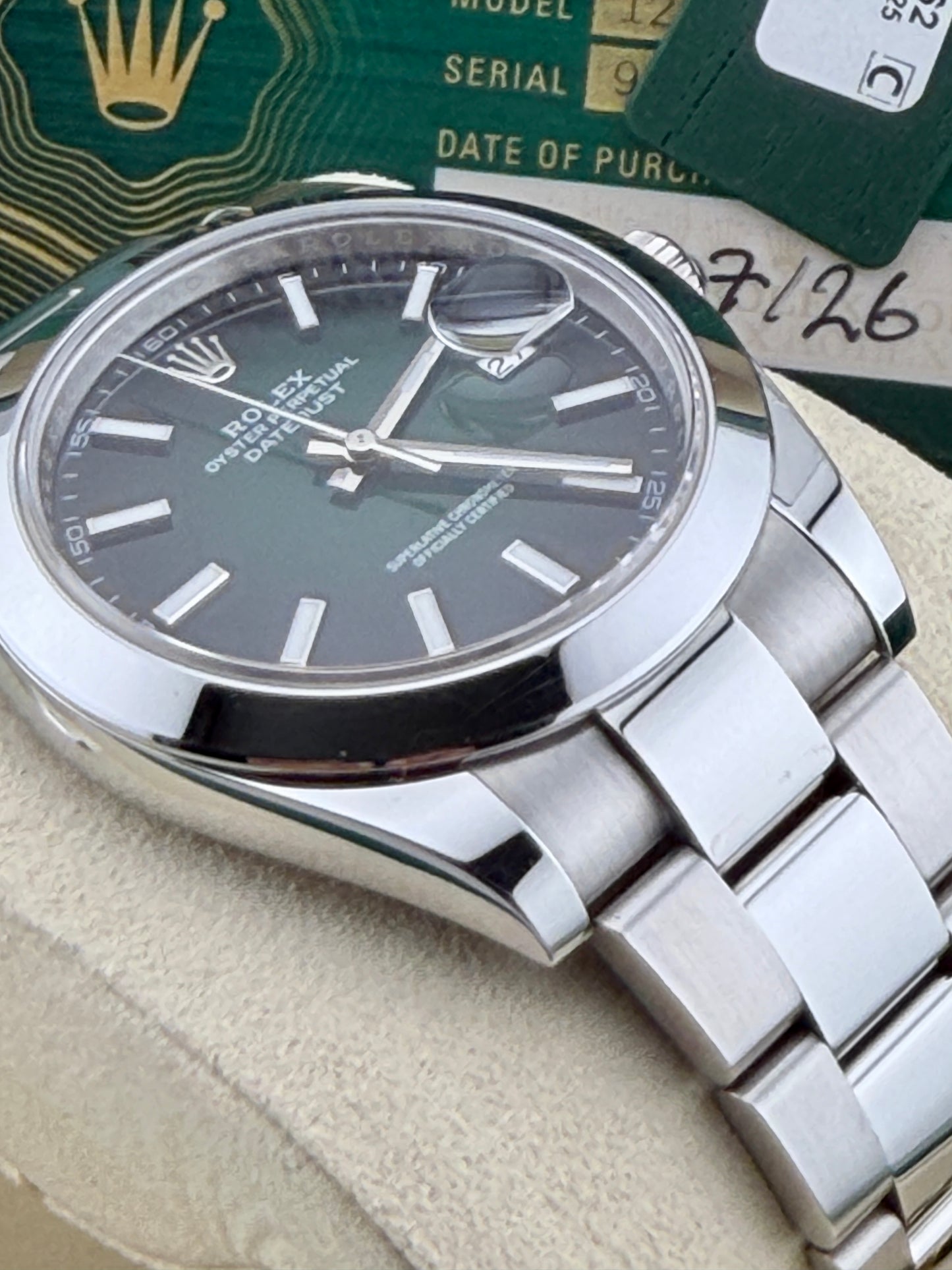2026 ROLEX DateJust 41 Ombre Green Dial 126300 41mm Full Set