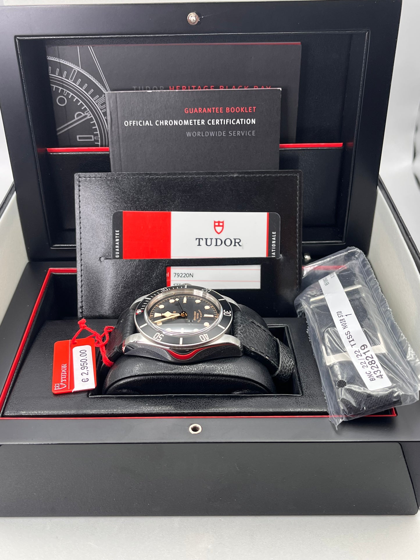 TUDOR Heritage Black Bay 'Smiley' 79220N - 41mm - Full Set & Original