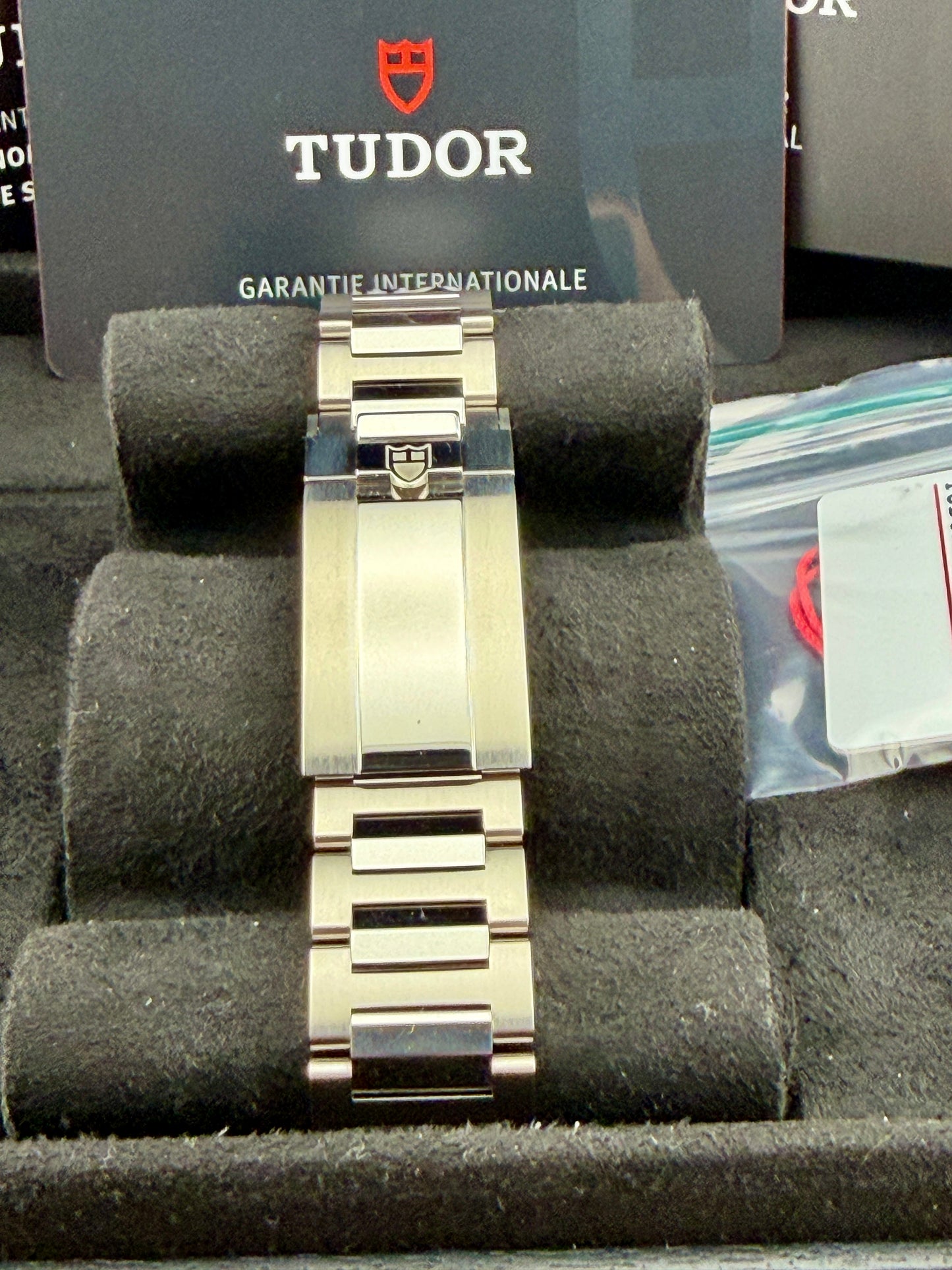 2026 TUDOR Monarch M2639W1A0U 39mm Full Set Warranty