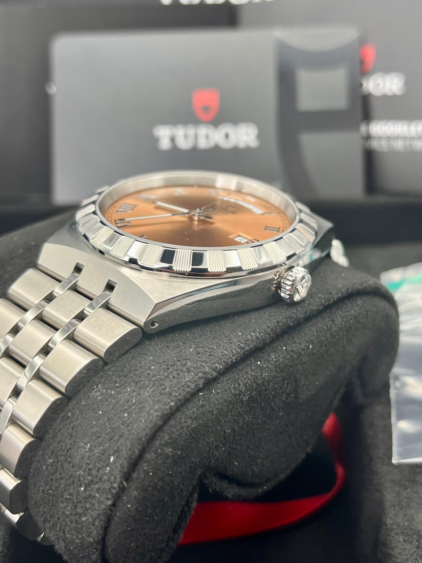 2024 TUDOR Royal Salmon 28600 - 41 mm - Full Set - Warranty to Sep 2029