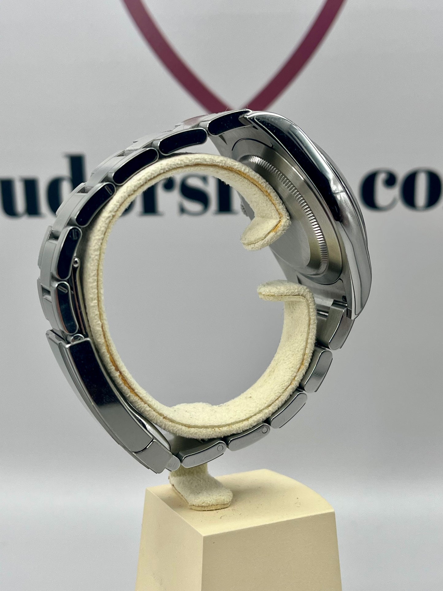 ROLEX Oyster Perpetual Rhodium Dial - 39mm - 114300 - Full Set