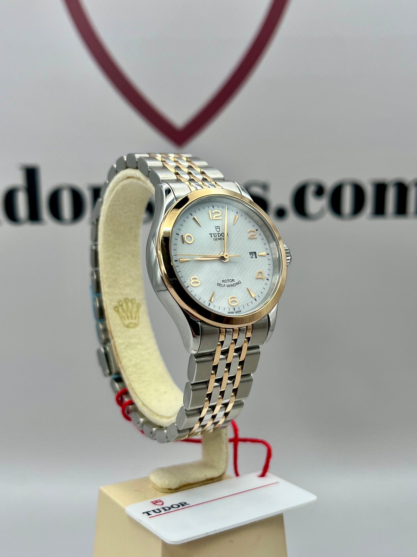 2025 *UNWORN* TUDOR 1926 - 91351 - 28mm - Steel & Rose Gold