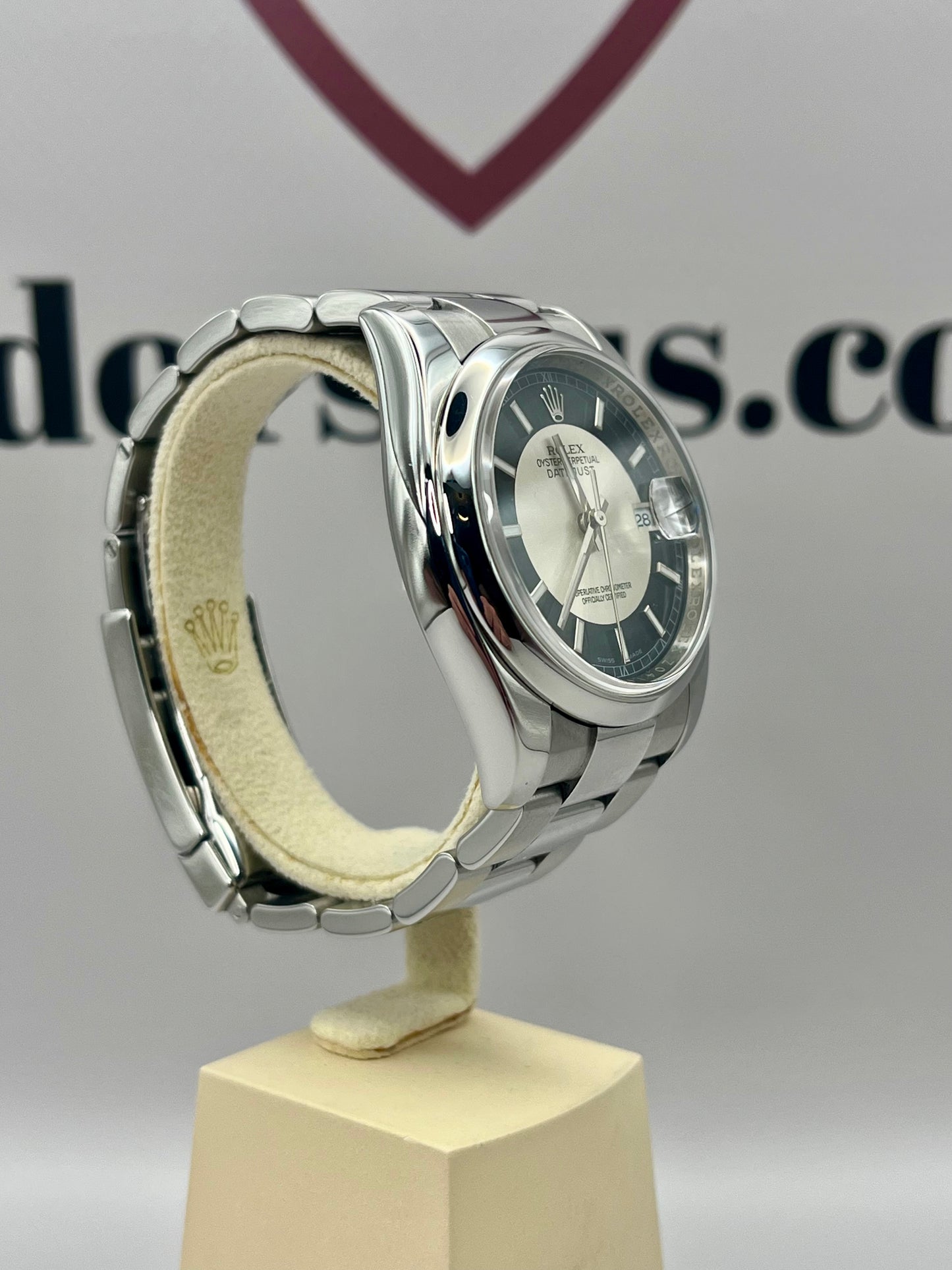 ROLEX DateJust 36mm Tuxedo Dial 116200 Serviced & Mint