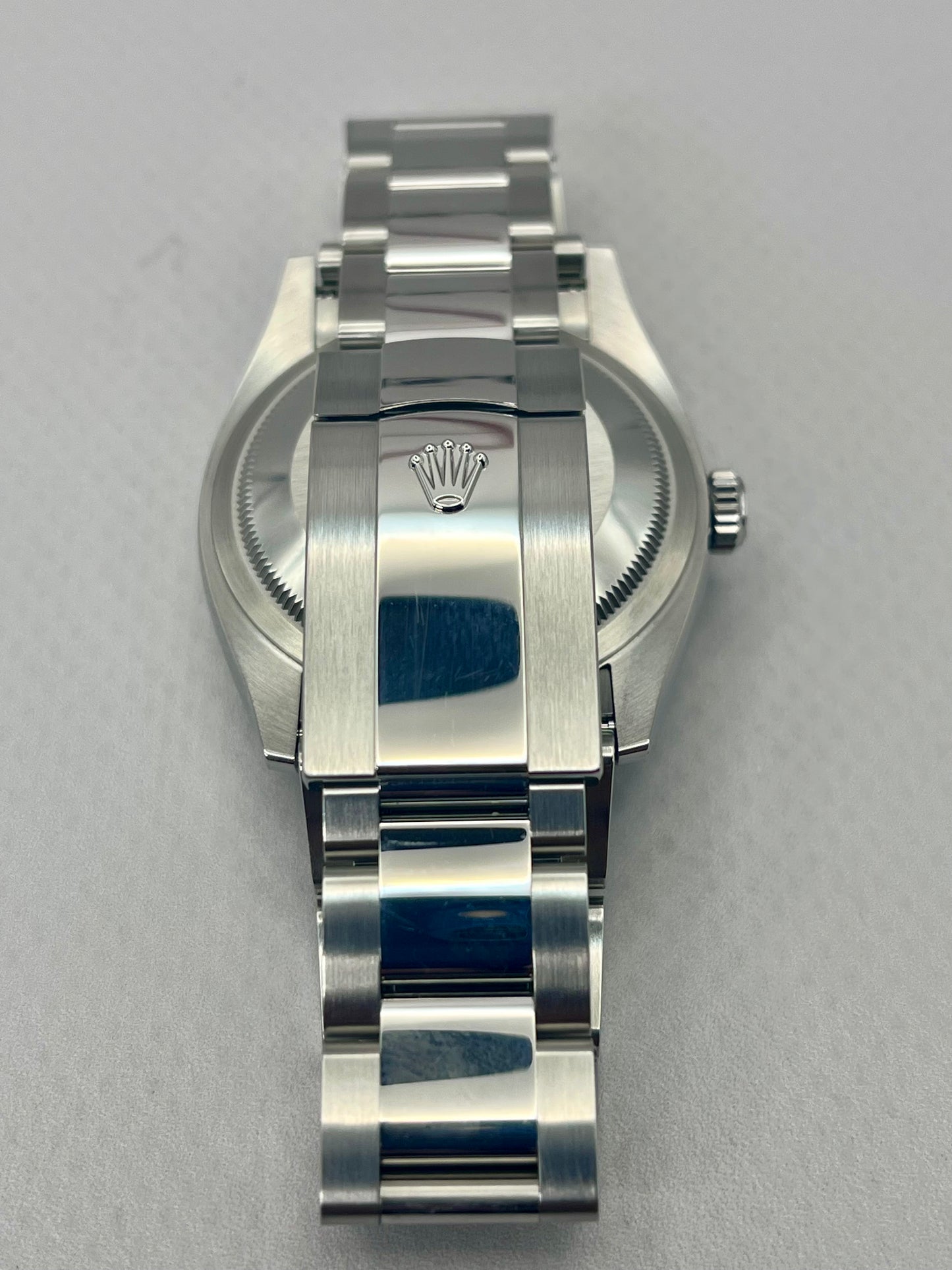 2025 ROLEX Datejust 36mm - 126200 - Stunning Blue Dial - Full Set