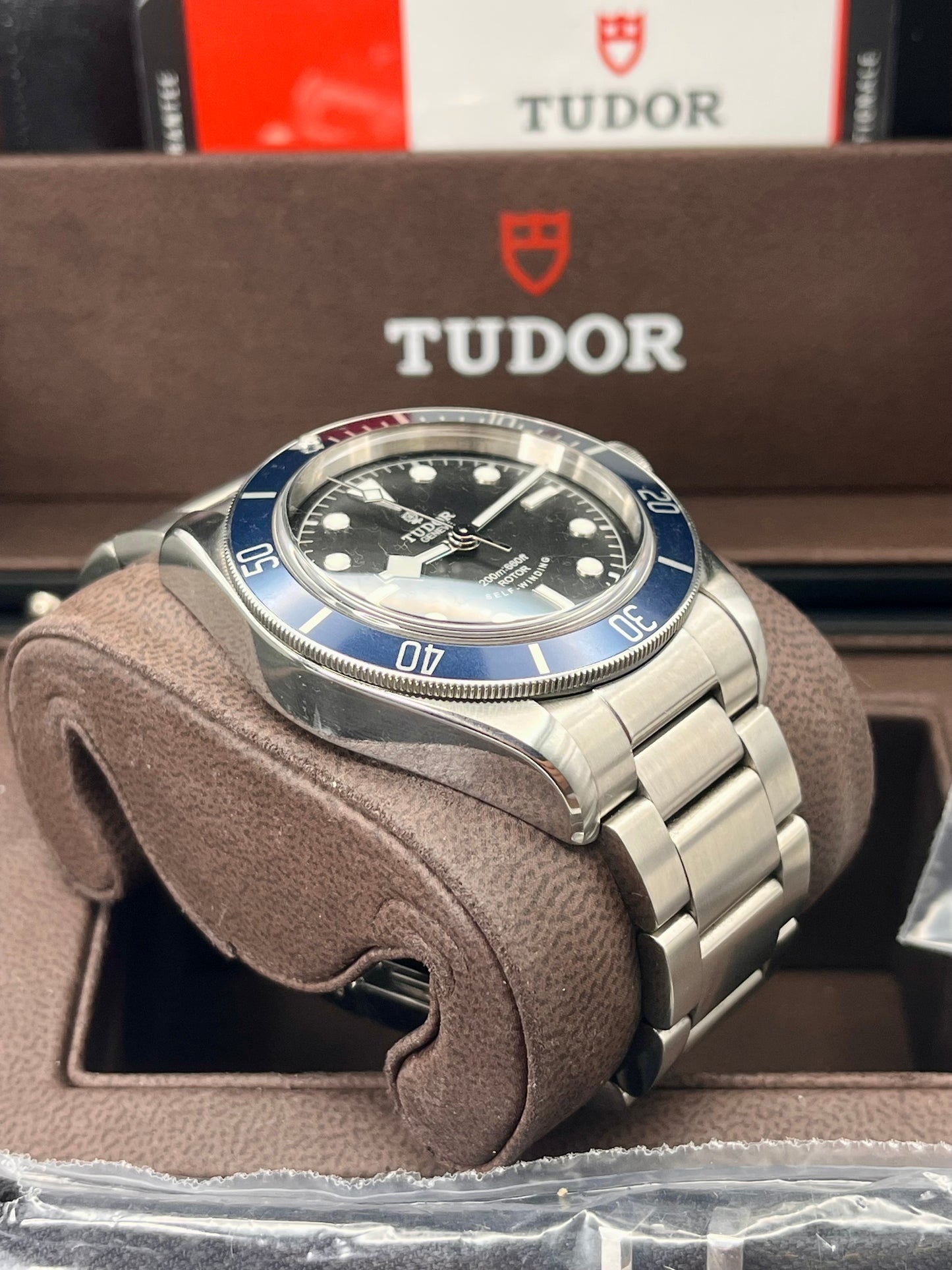2015 TUDOR Black Bay 79220B 'Smiley ' - 41mm - Full Set - Beautiful Condition