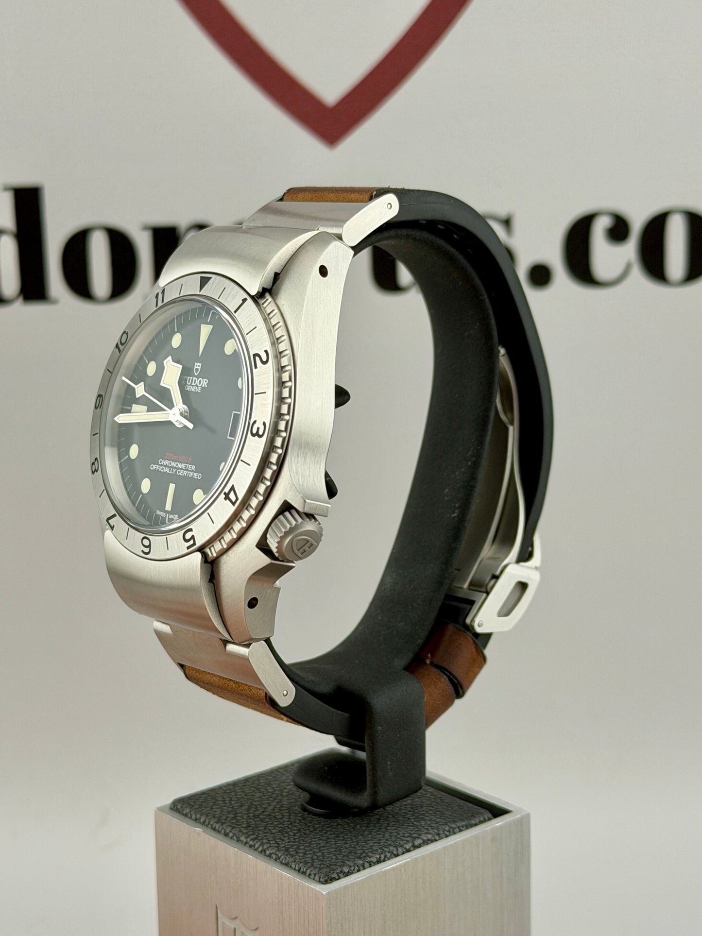 2022 TUDOR P01 42mm 70150 Full Set + Warranty