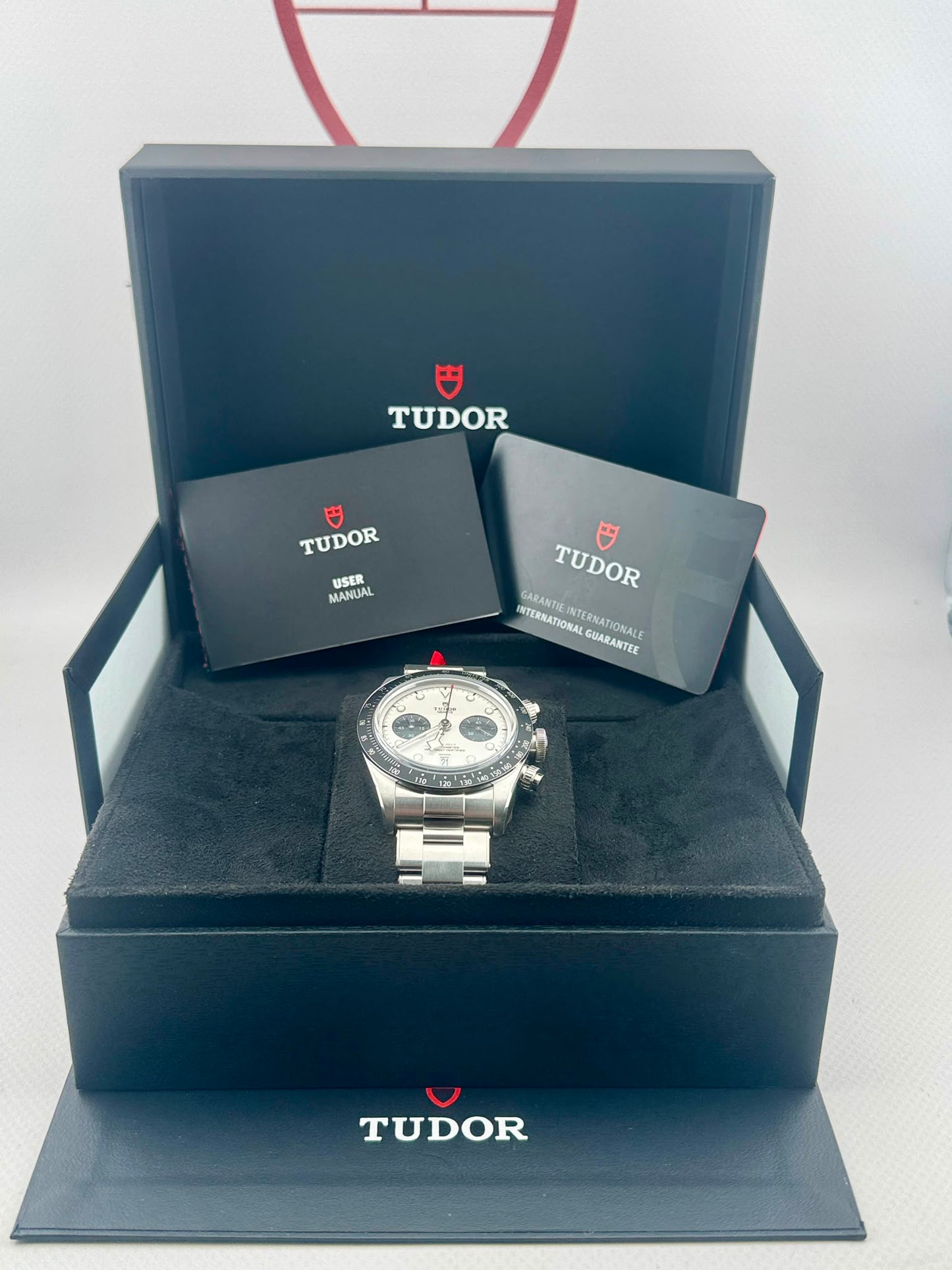 UNWORN 2026 TUDOR Black Bay Chrono Panda + T-Fit Clasp 41mm