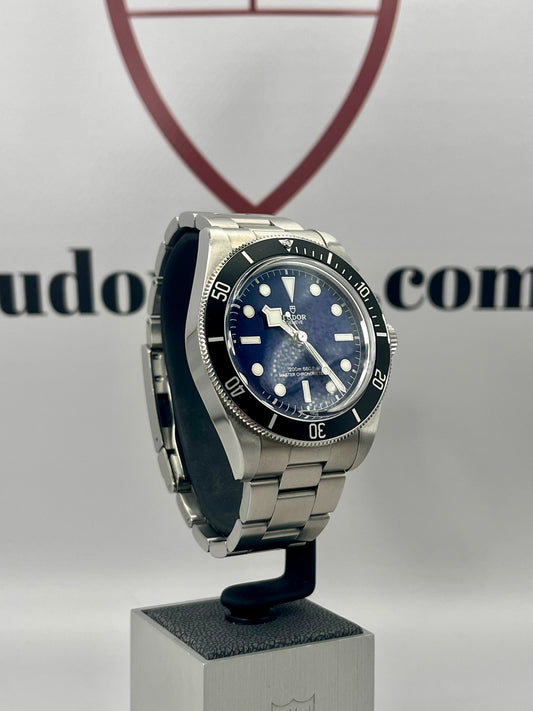 2025 TUDOR Black Bay 68 - 43mm - M7943A1A0NU - Full Set