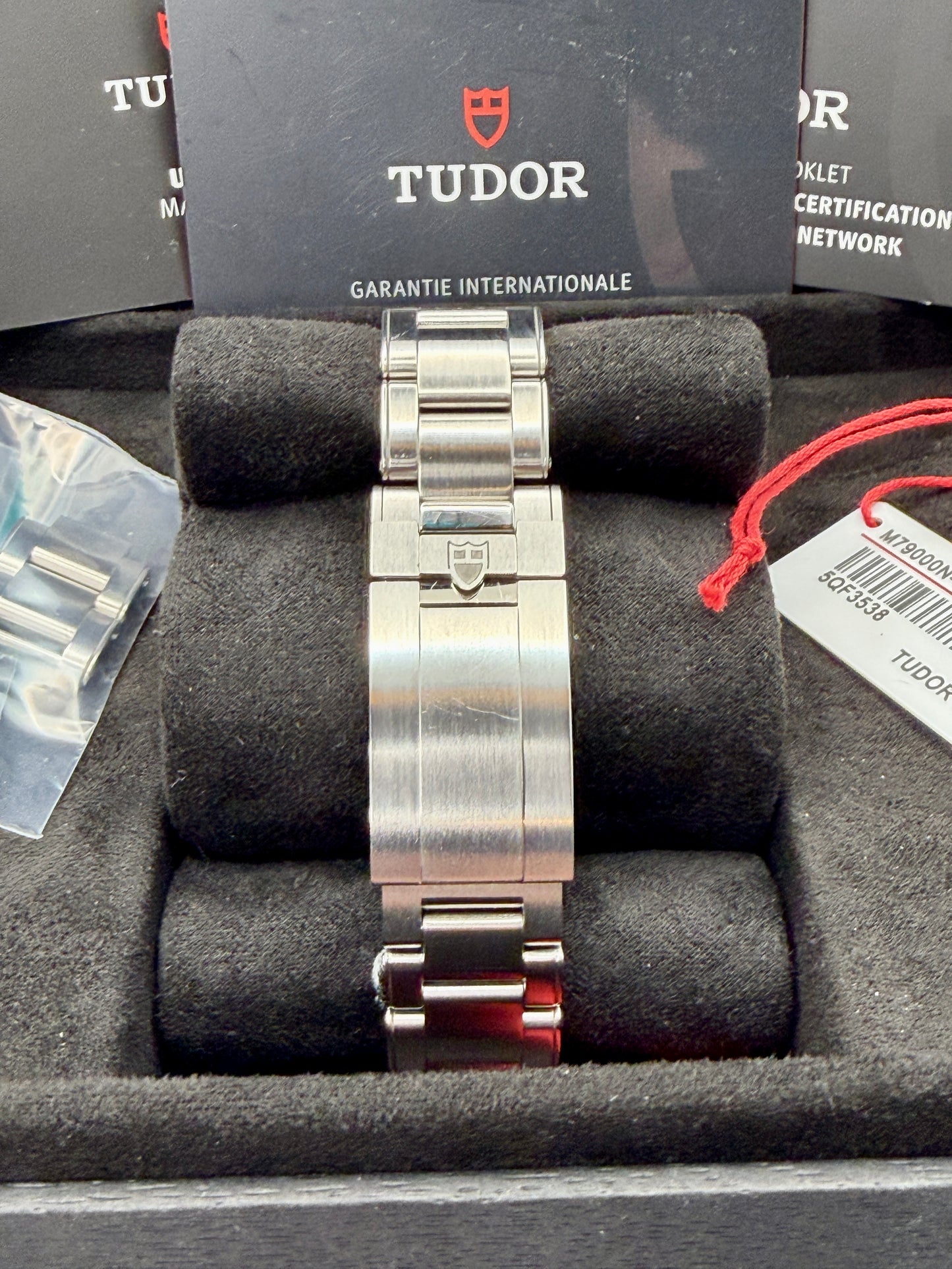 2025 TUDOR Black Bay 54 M79000 37mm Full Set Immaculate Full Set