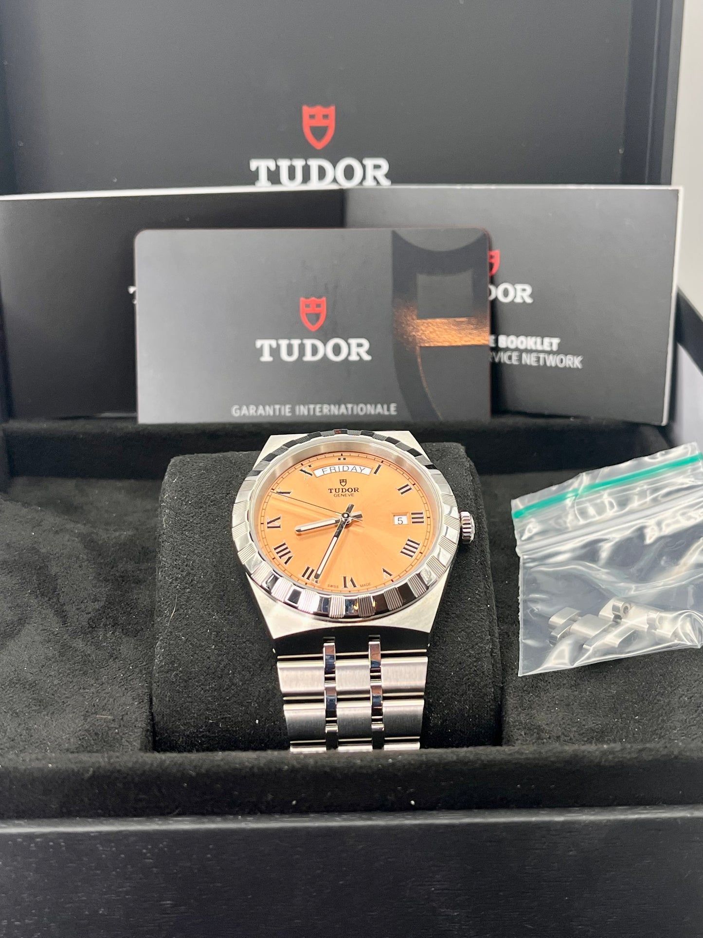 2024 TUDOR Royal Salmon 28600 - 41 mm - Full Set - Warranty to Sep 2029