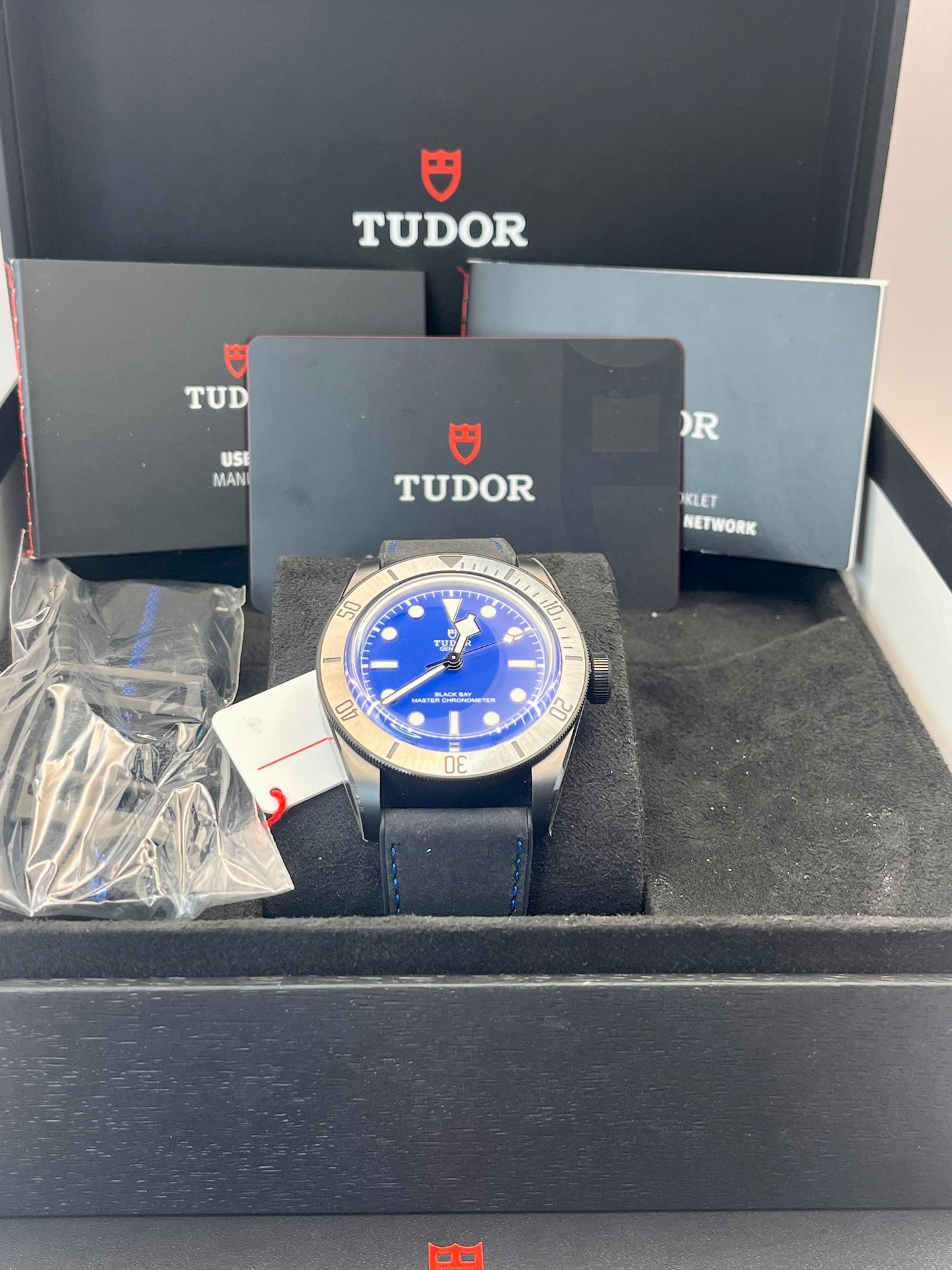 2025 *UNWORN* TUDOR Black Bay Ceramic Blue - 79210CNU - 41mm - Wrnty to Mar 2030