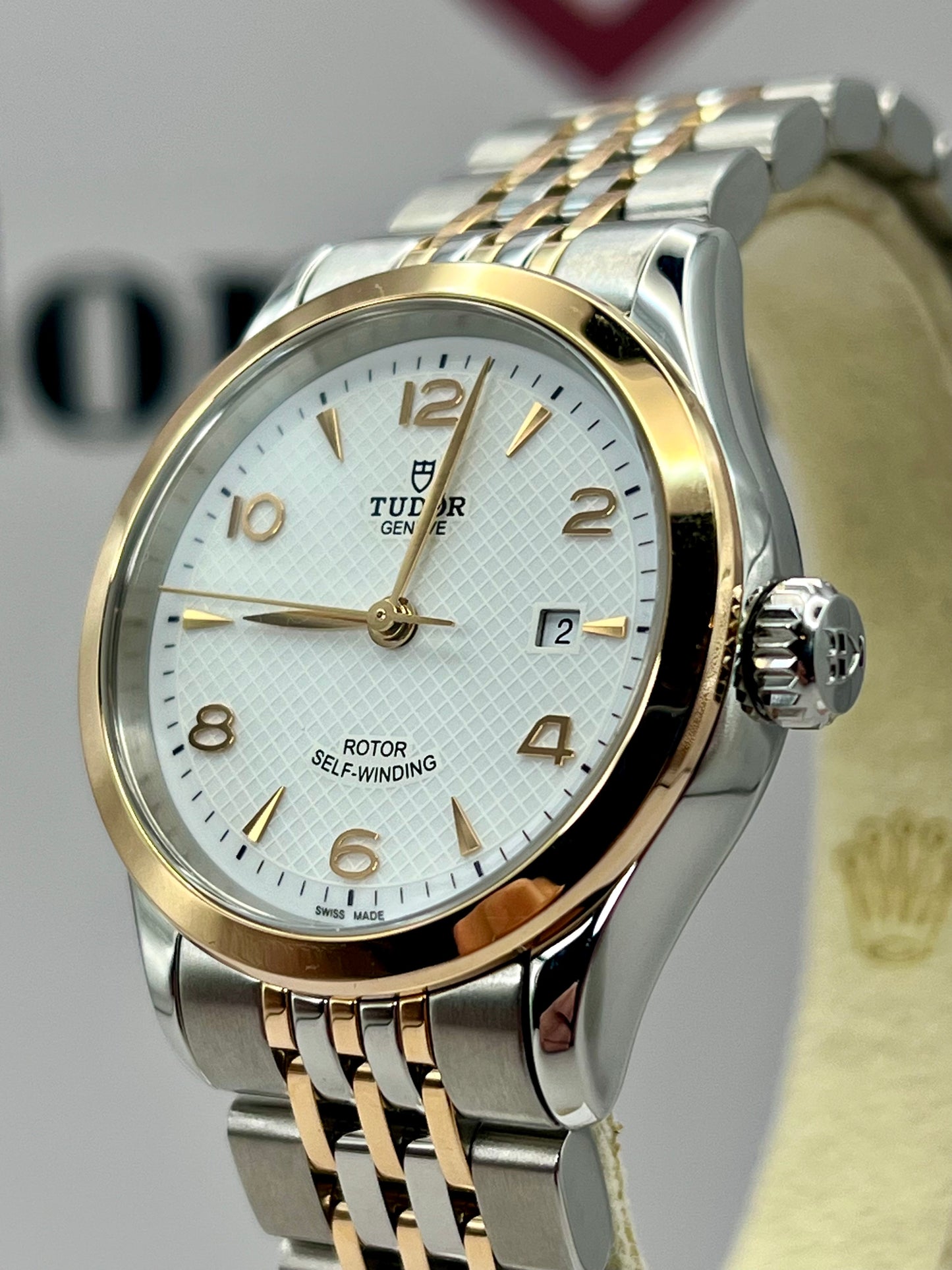 2025 *UNWORN* TUDOR 1926 - 91351 - 28mm - Steel & Rose Gold