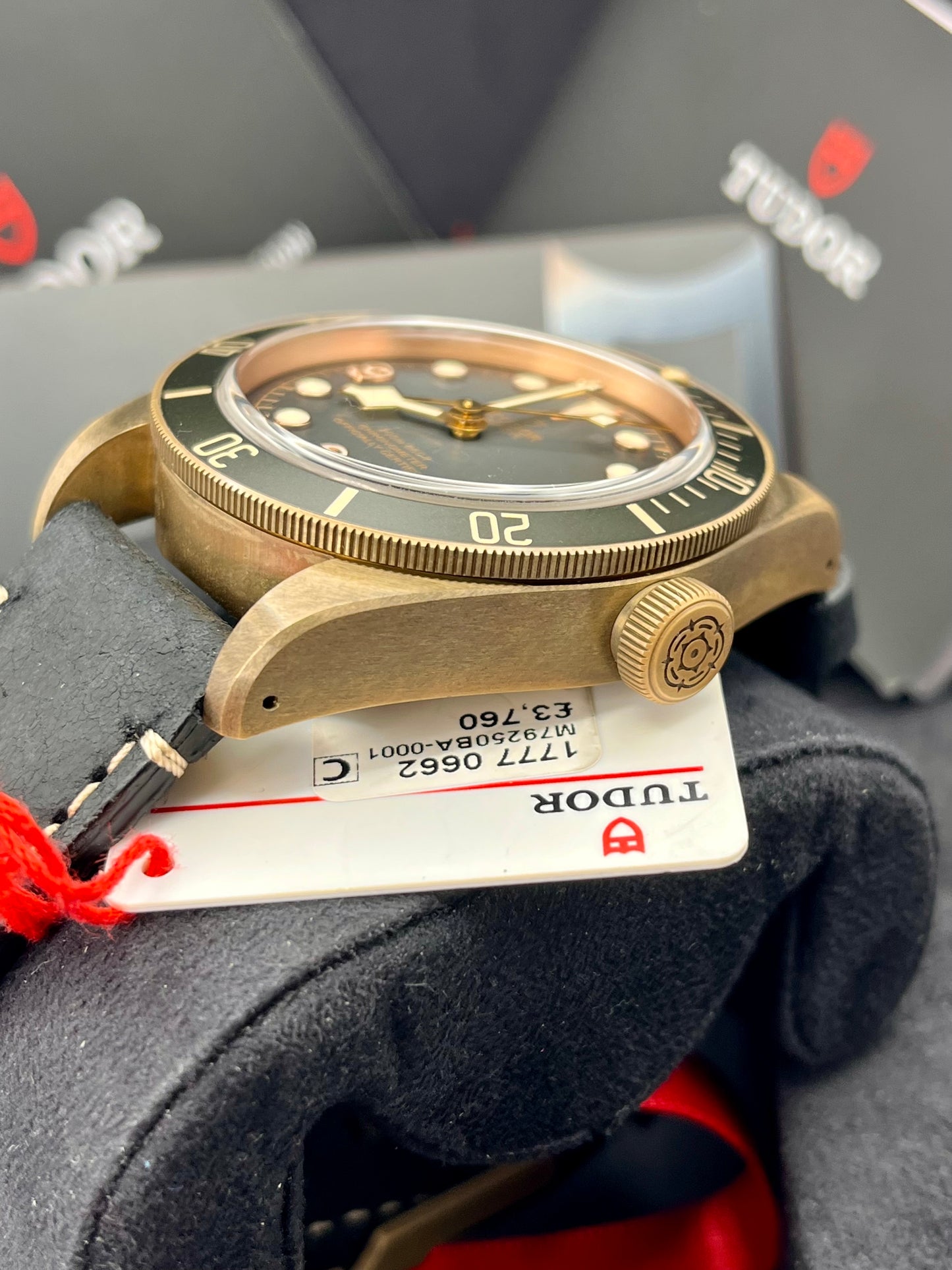 2023 TUDOR Black Bay Bronze - 79250BA - 43mm - Full Set