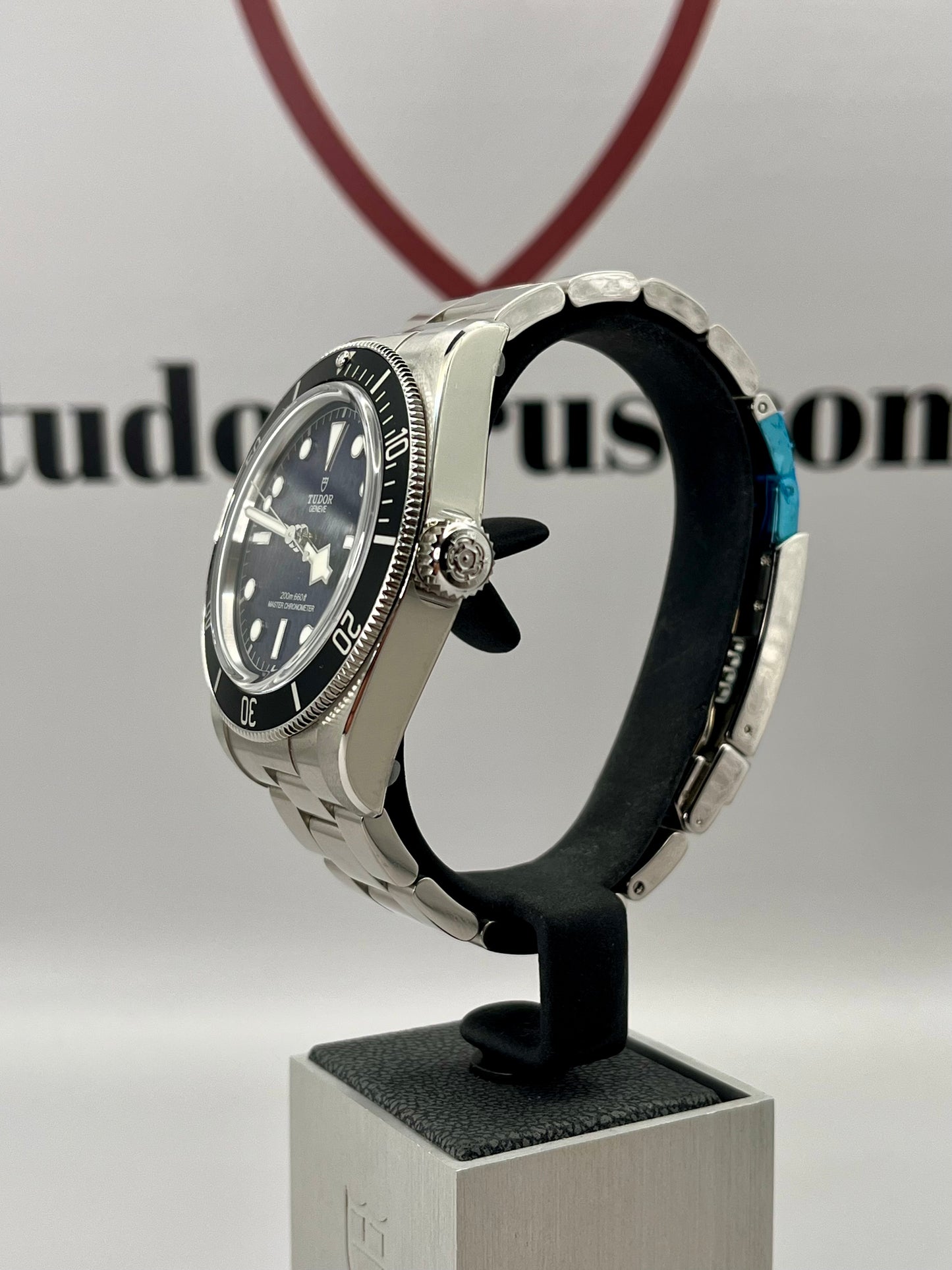 2025 **UNWORN** TUDOR Black Bay 68 - 43mm - M7943A1A0NU