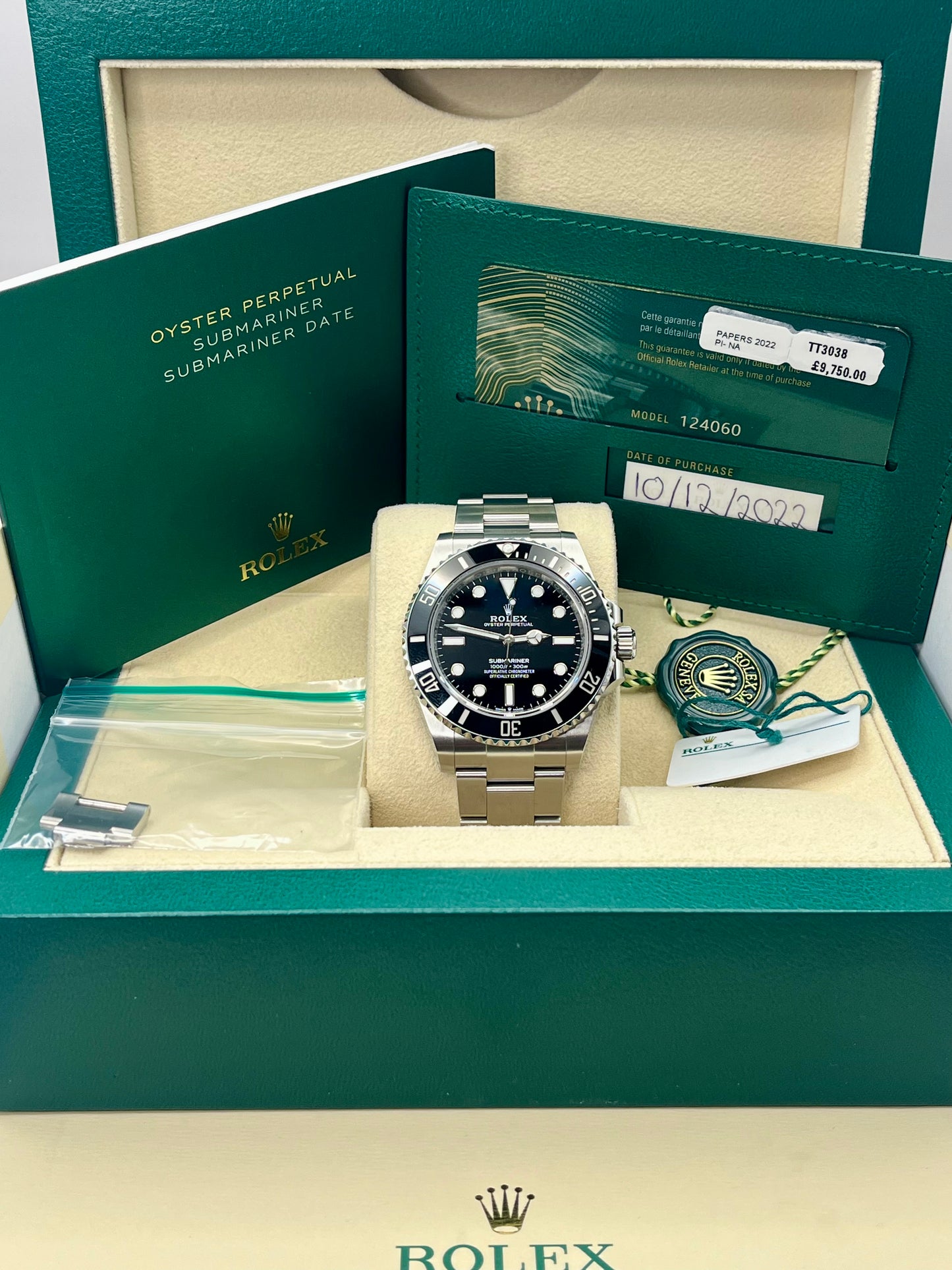 2022 ROLEX Submariner No Date - 124060 - 40 mm - Warranty