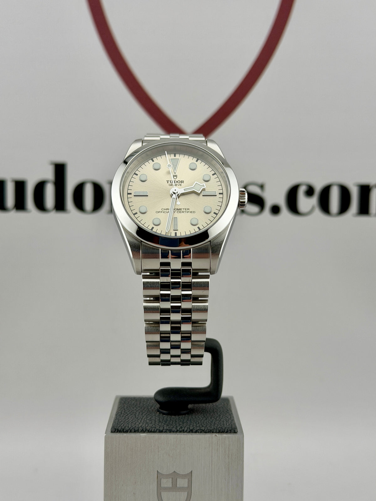 2023 TUDOR Black Bay One 36mm Champagne Dial M79640 Full Set Warranty