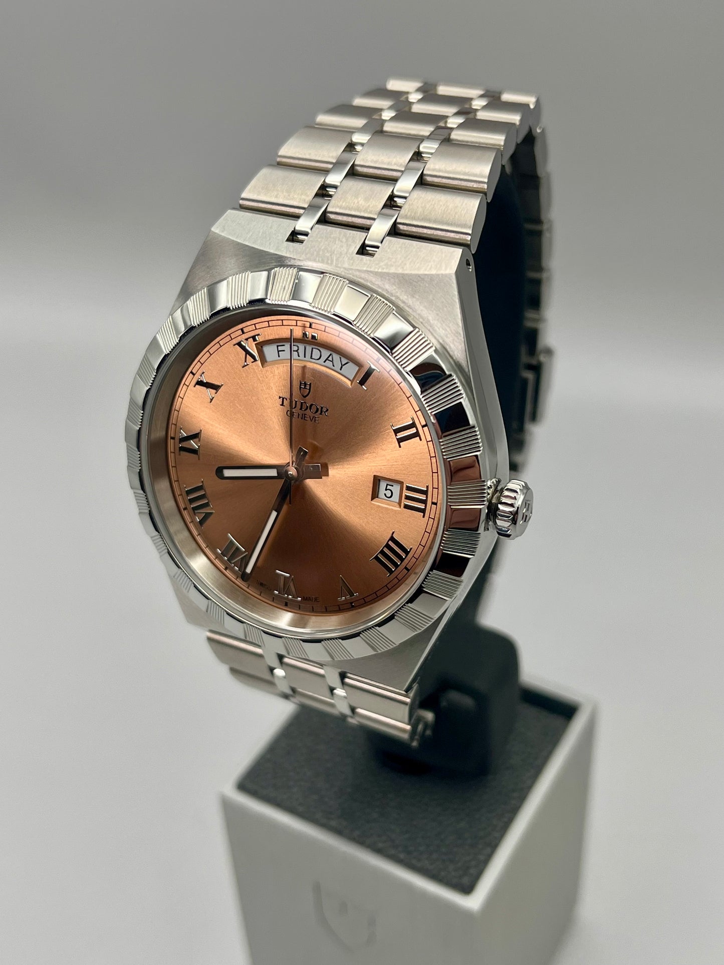 2024 TUDOR Royal Salmon 28600 - 41 mm - Full Set - Warranty to Sep 2029