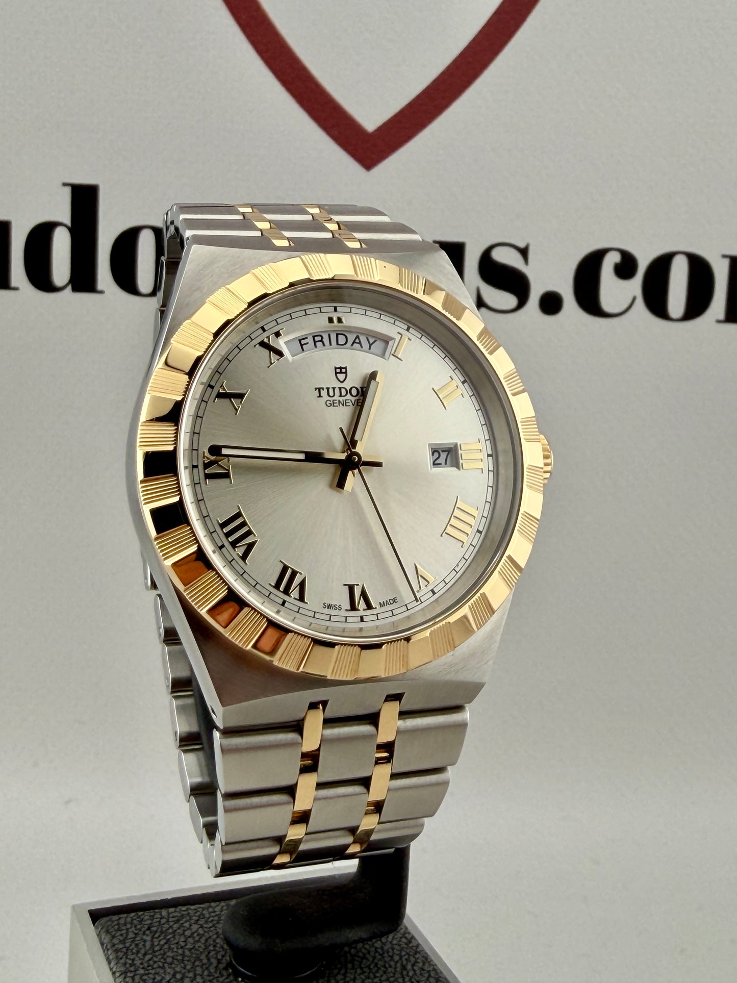 UNWORN Dec 2025 TUDOR Royal Day/Date 28603 Steel & Gold 41mm