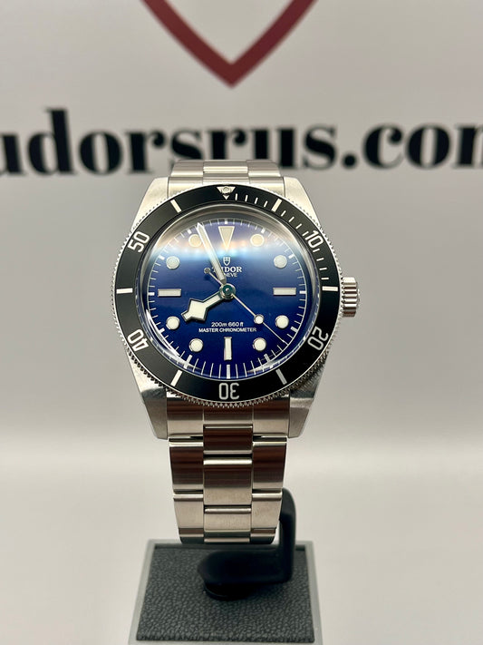 2025 **BRAND NEW** TUDOR Black Bay 68 - 43mm - M7943A1A0NU
