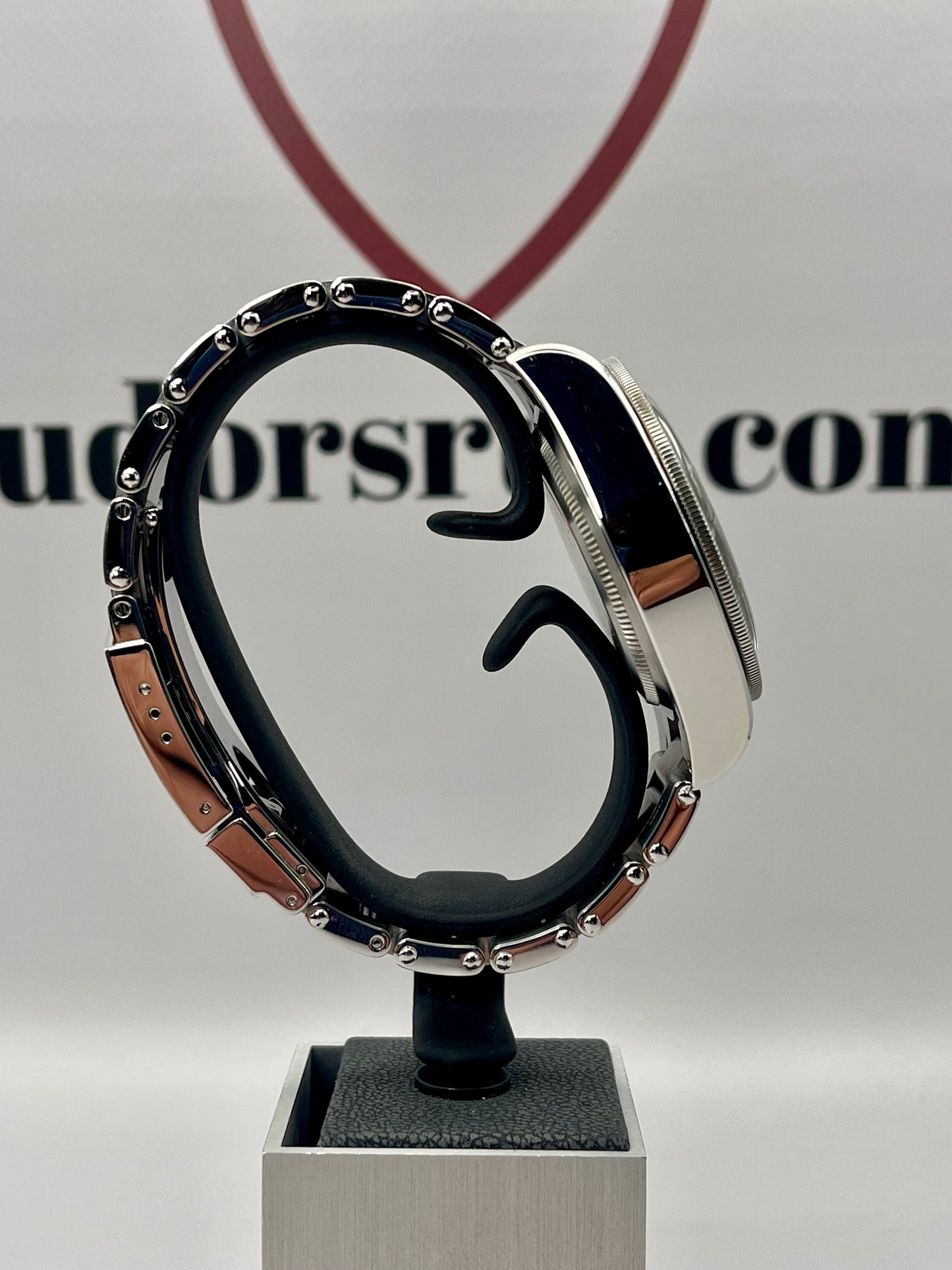 2022 TUDOR Black Bay 79230G 'Harrods' Edition - 41mm - Full Set